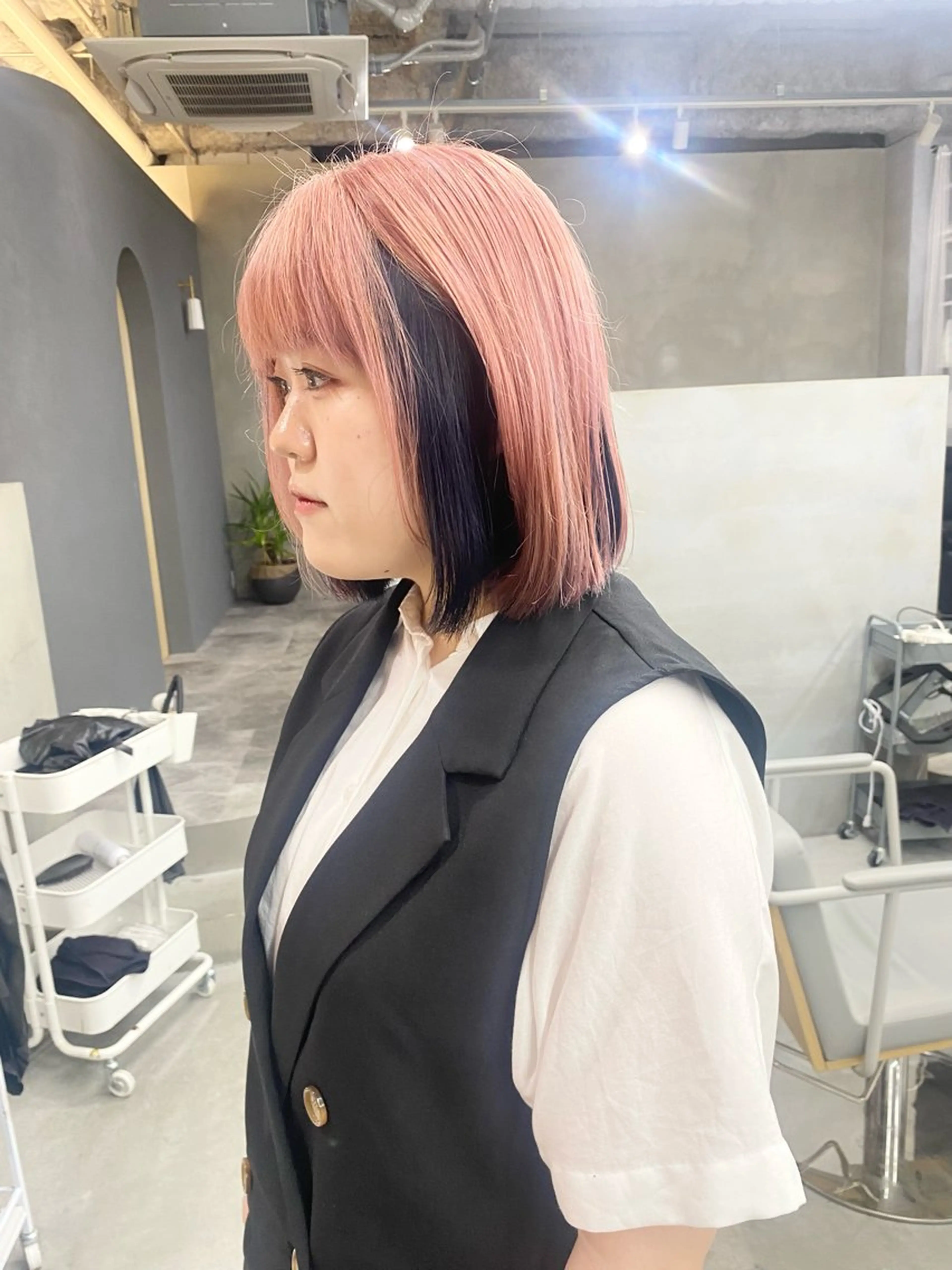 ショート カラー ヘアカラー qulim所属・前橋 姫奈のヘアスタイル