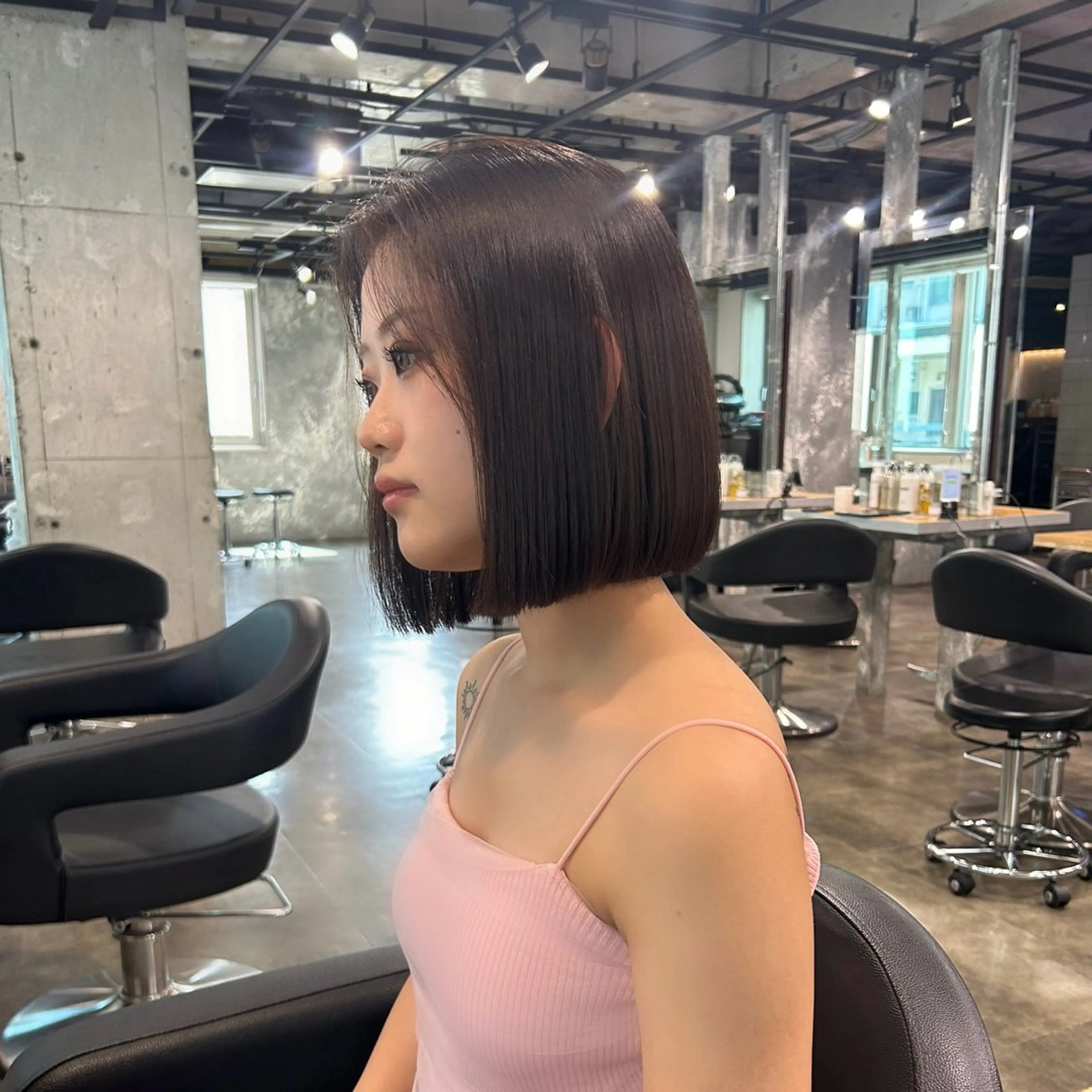 ショート ボブ 縮毛矯正 🫧ハイトーン🫧 TOPstylistのヘアスタイル