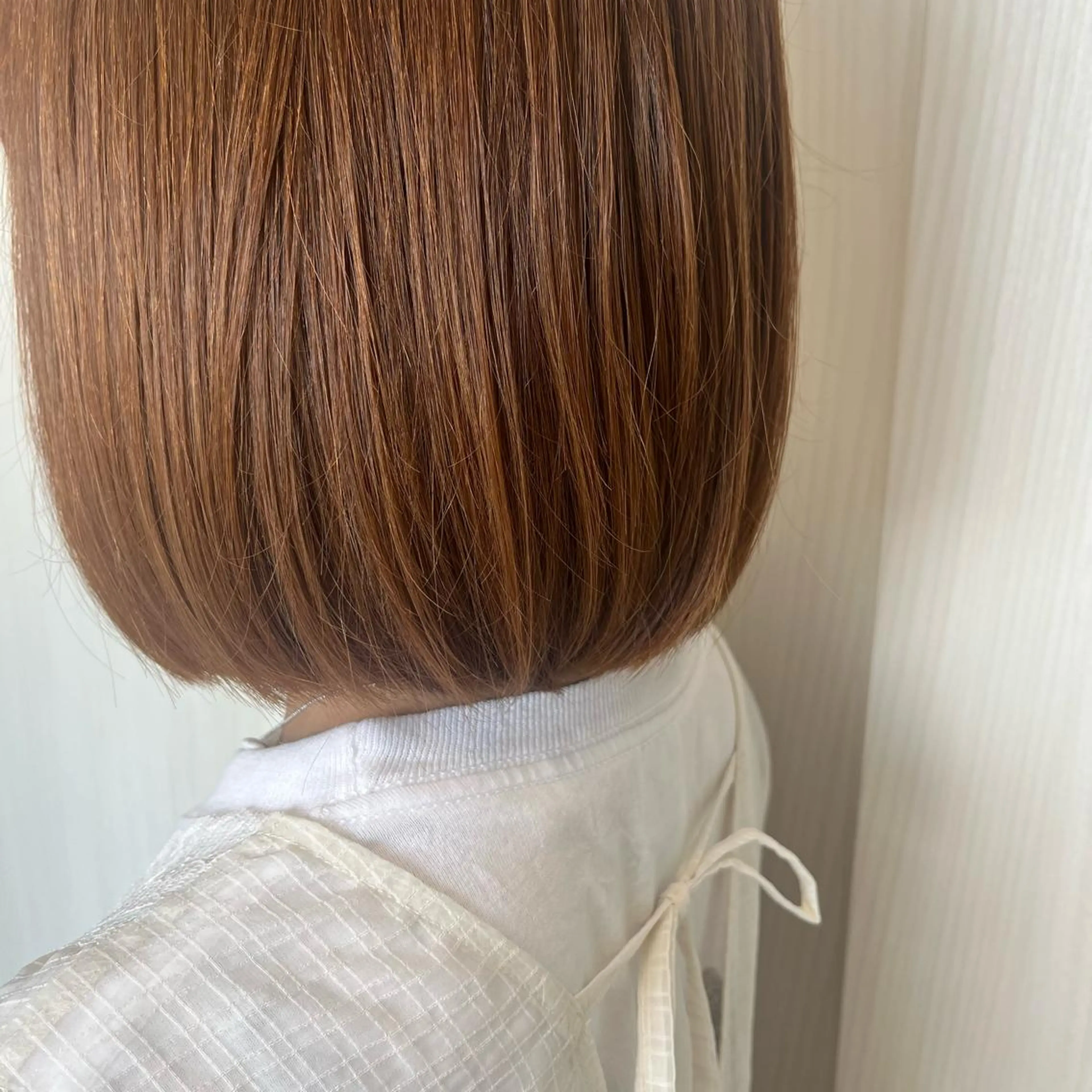 ミディアム カラー ボブ 溝口 奈穂のヘアスタイル
