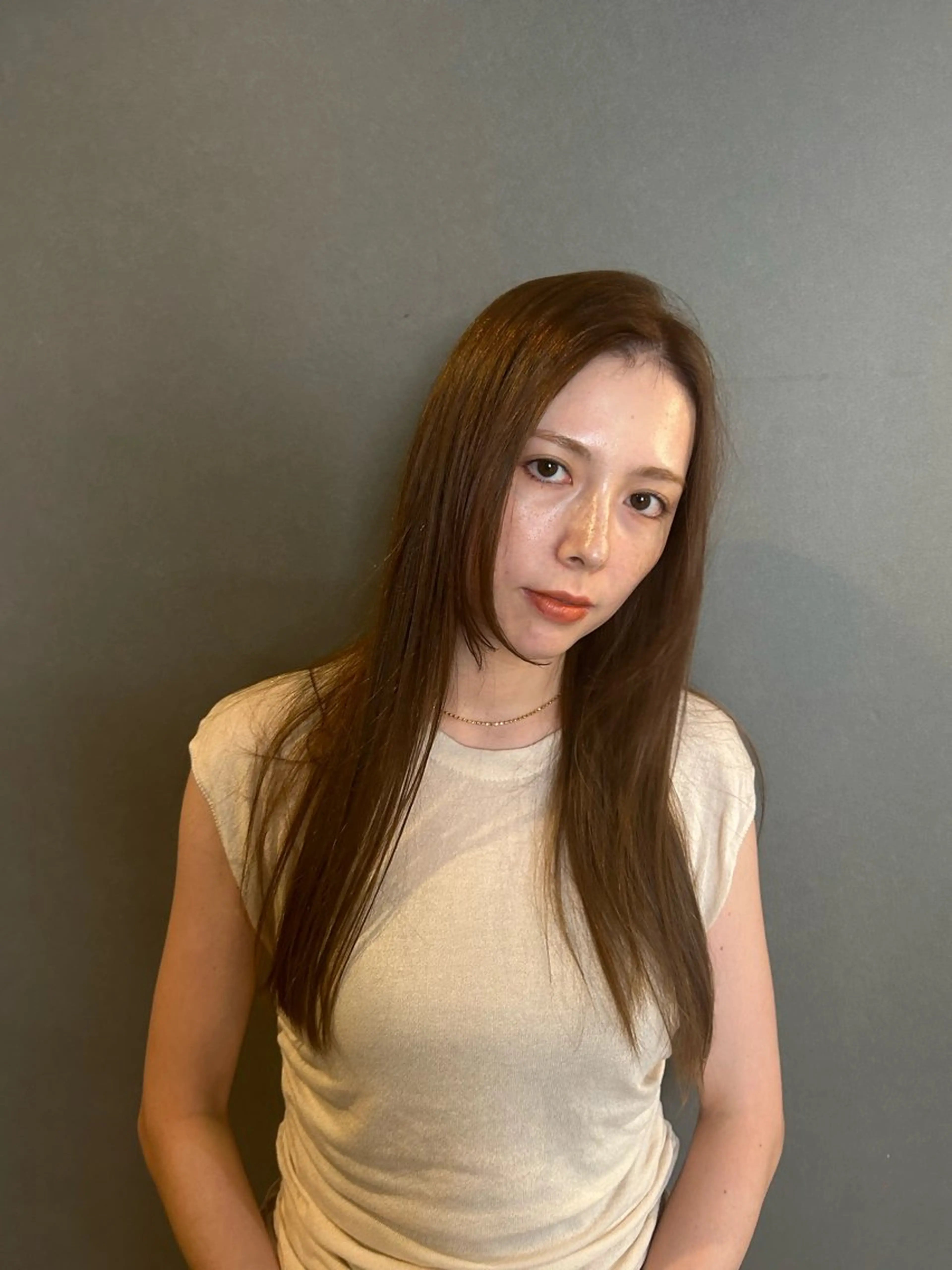 ロング 関 柚花子のヘアスタイル