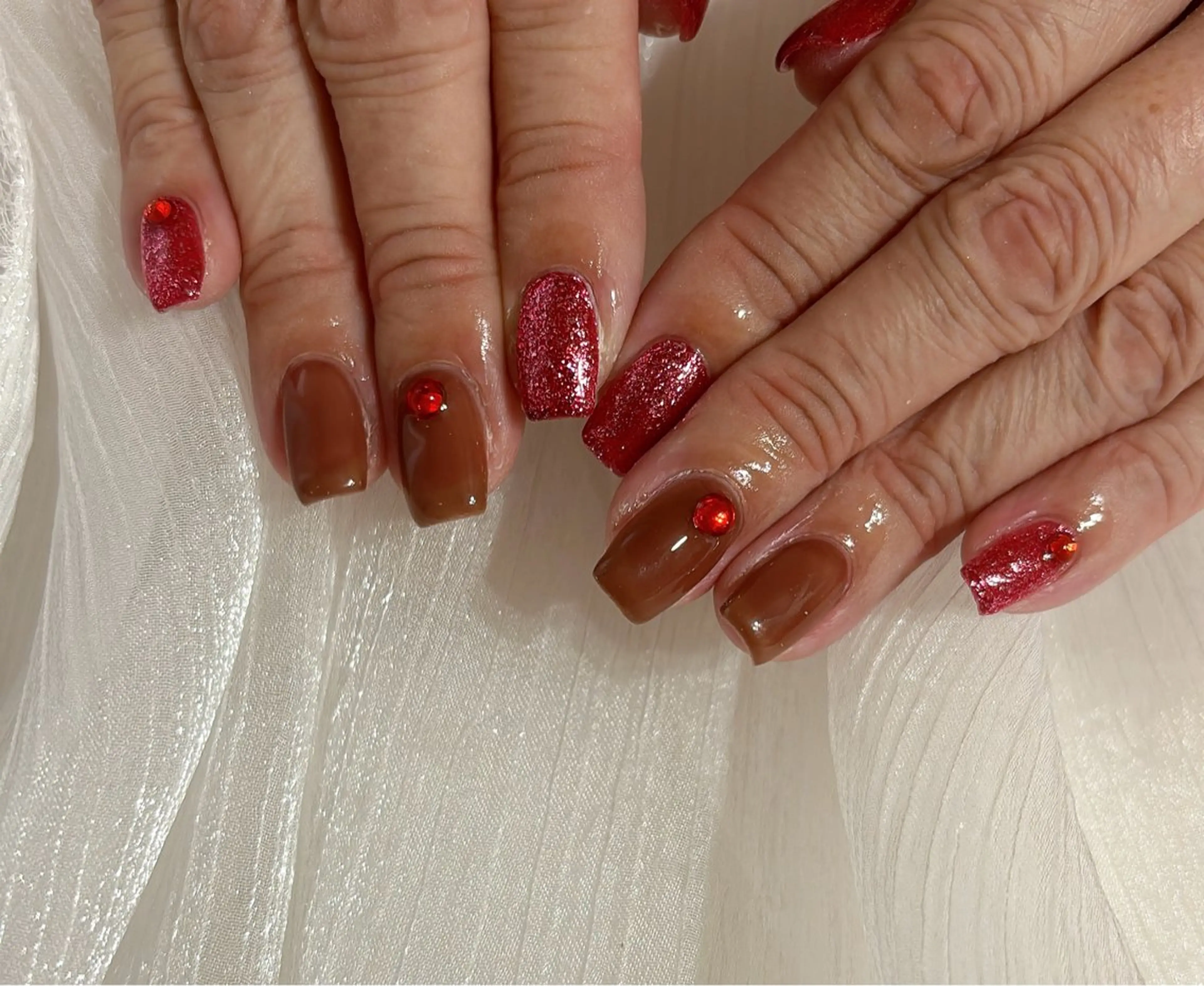 ネイル オーロラネイル フットネイル フレンチネイル ジェルネイル ラメ(グリッター) ハンドネイル kikinail 溝の口のネイルデザイン