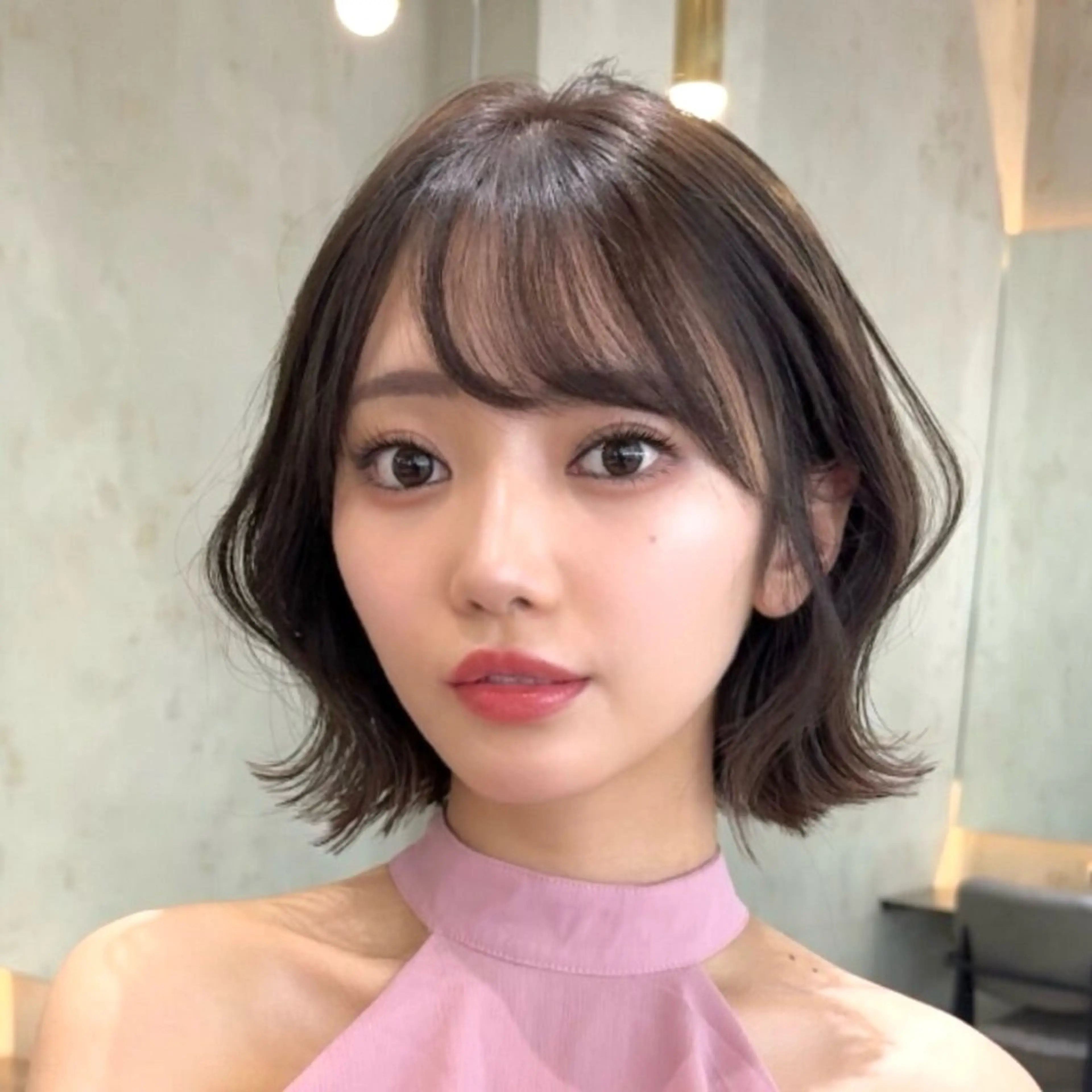 ショート カラー ショートボブ バレイヤージュ ベージュカラー ブリーチ ケアブリーチ カット ヘアカラー トリートメント 新宿/髪質改善/艶髪 韓国ヘア/大重聖斗のヘアスタイル