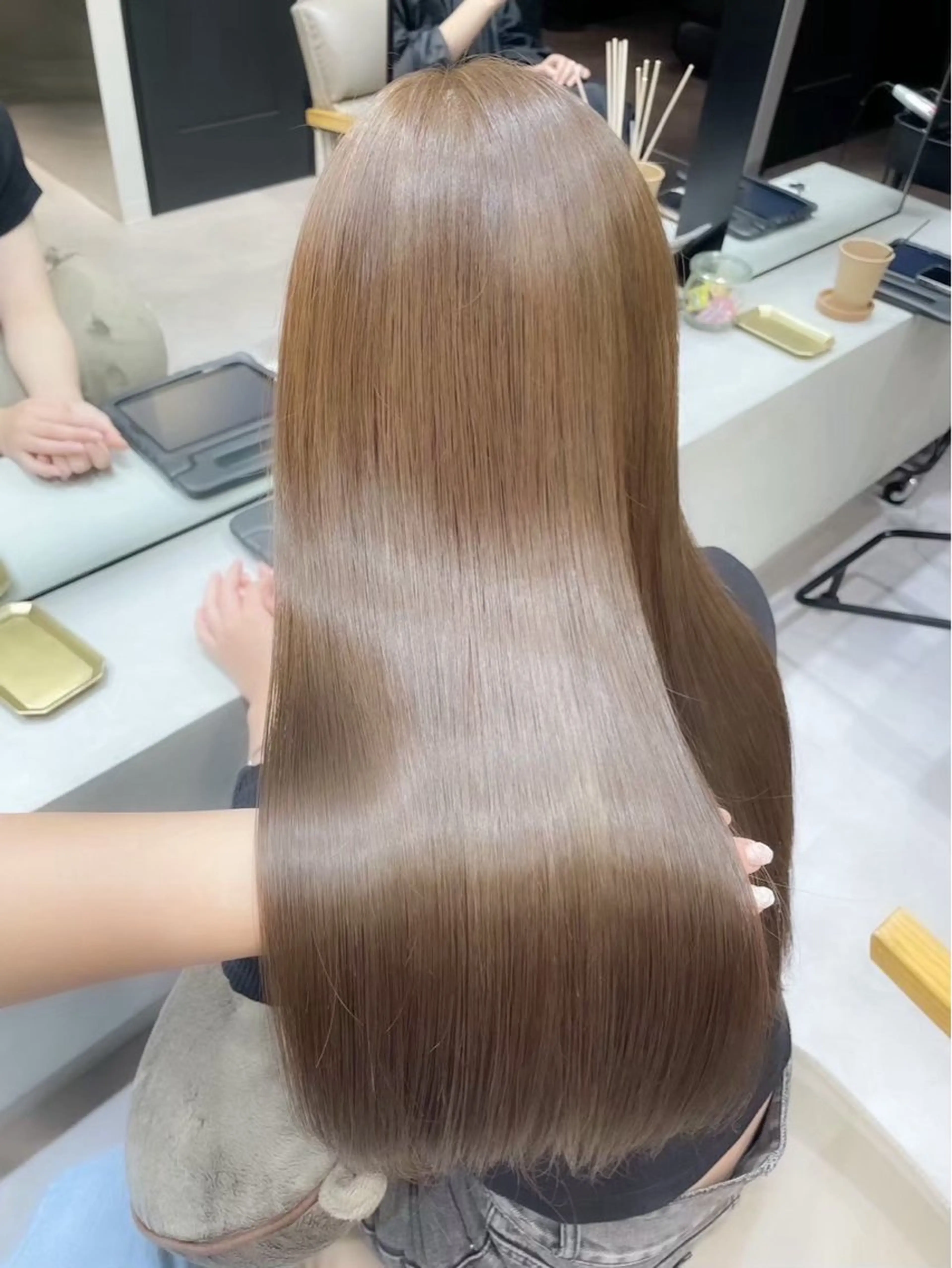 ロング カラー ボブ｜レイヤー ショート｜Hinaのヘアスタイル