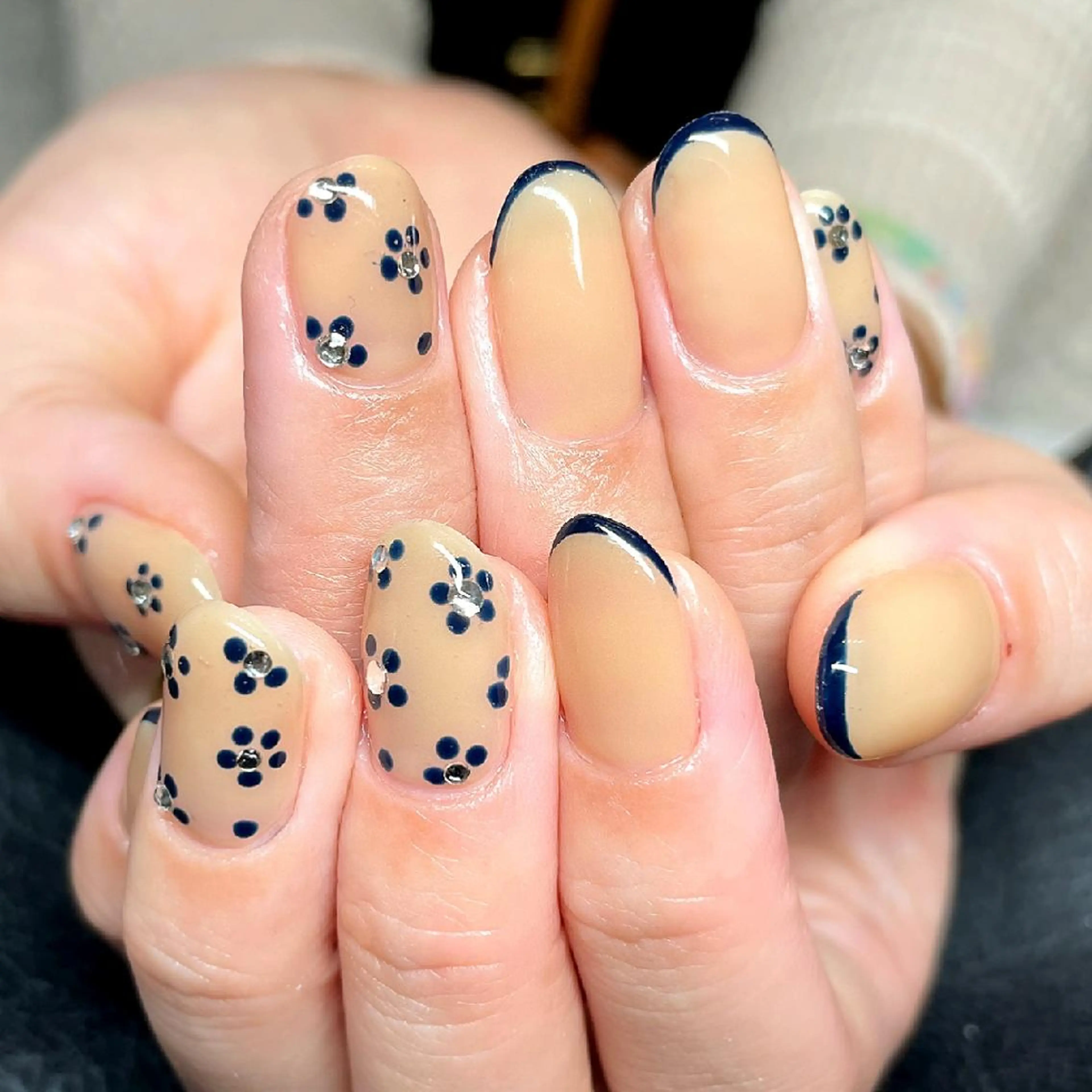 ネイル ネイビー ハンドネイル フットネイル AQUA NAIL所属・AQUA NAILのネイルデザイン