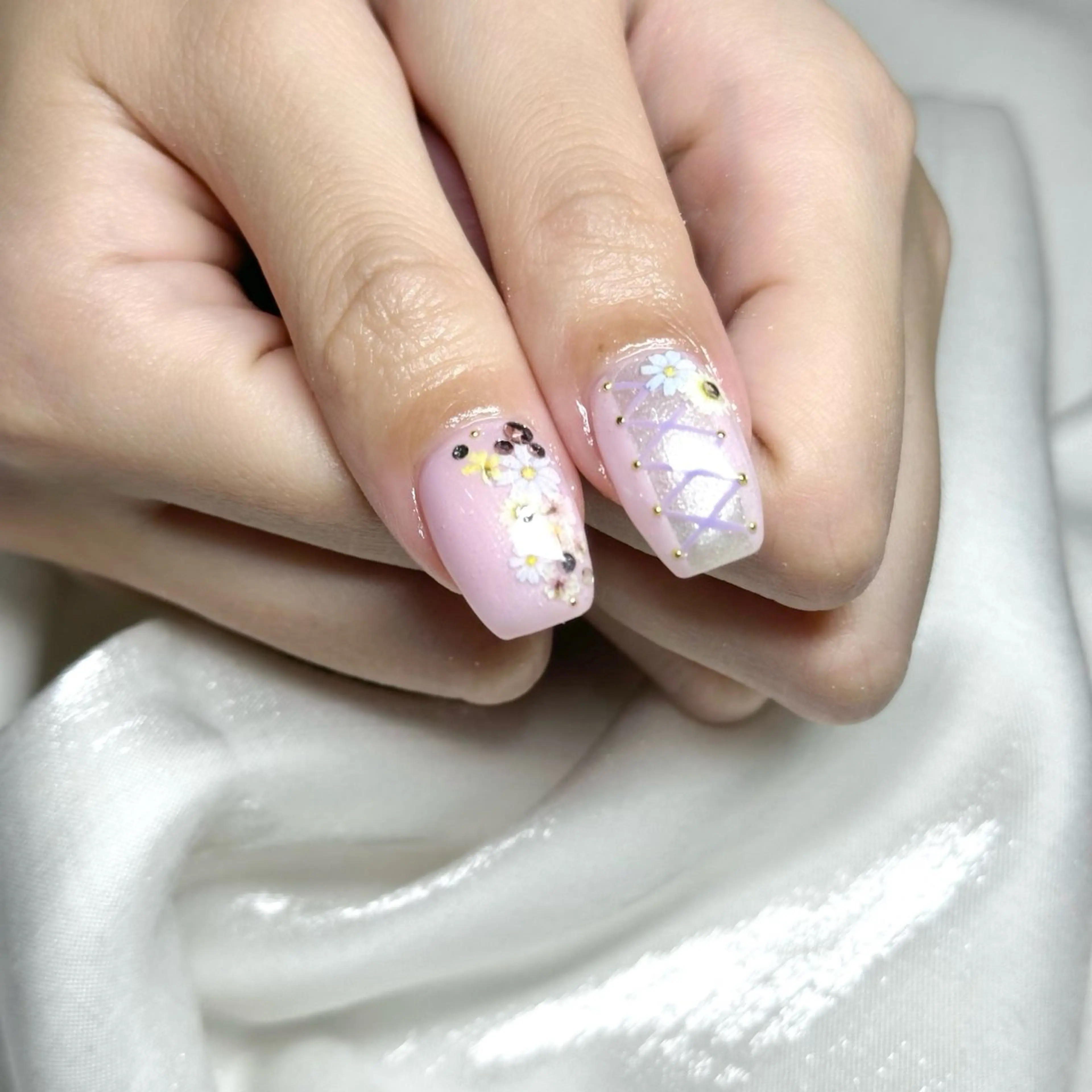 ネイル SHIORI NAGOYAのネイルデザイン