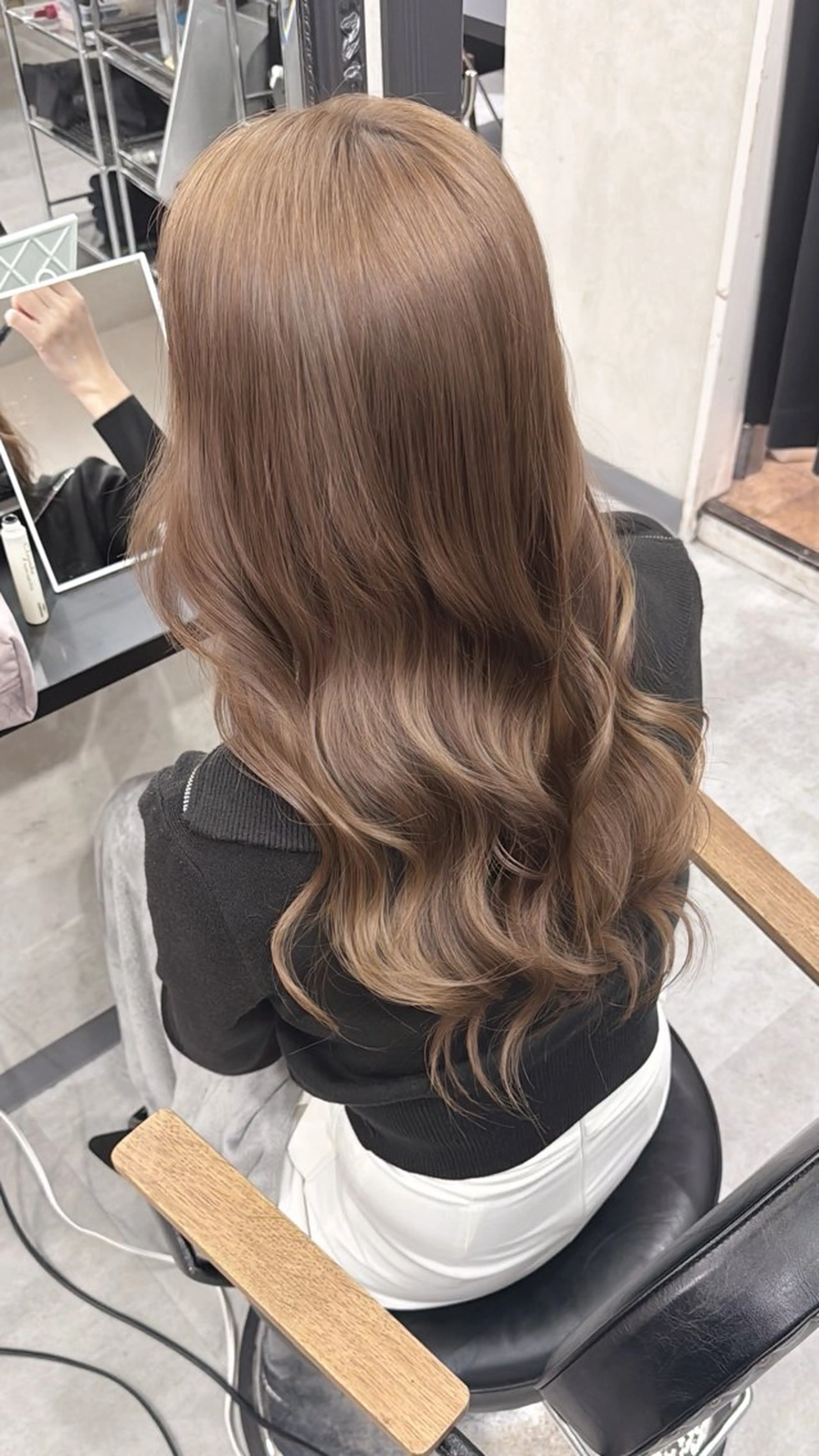 ロング カラー 安田 愛琉のヘアスタイル