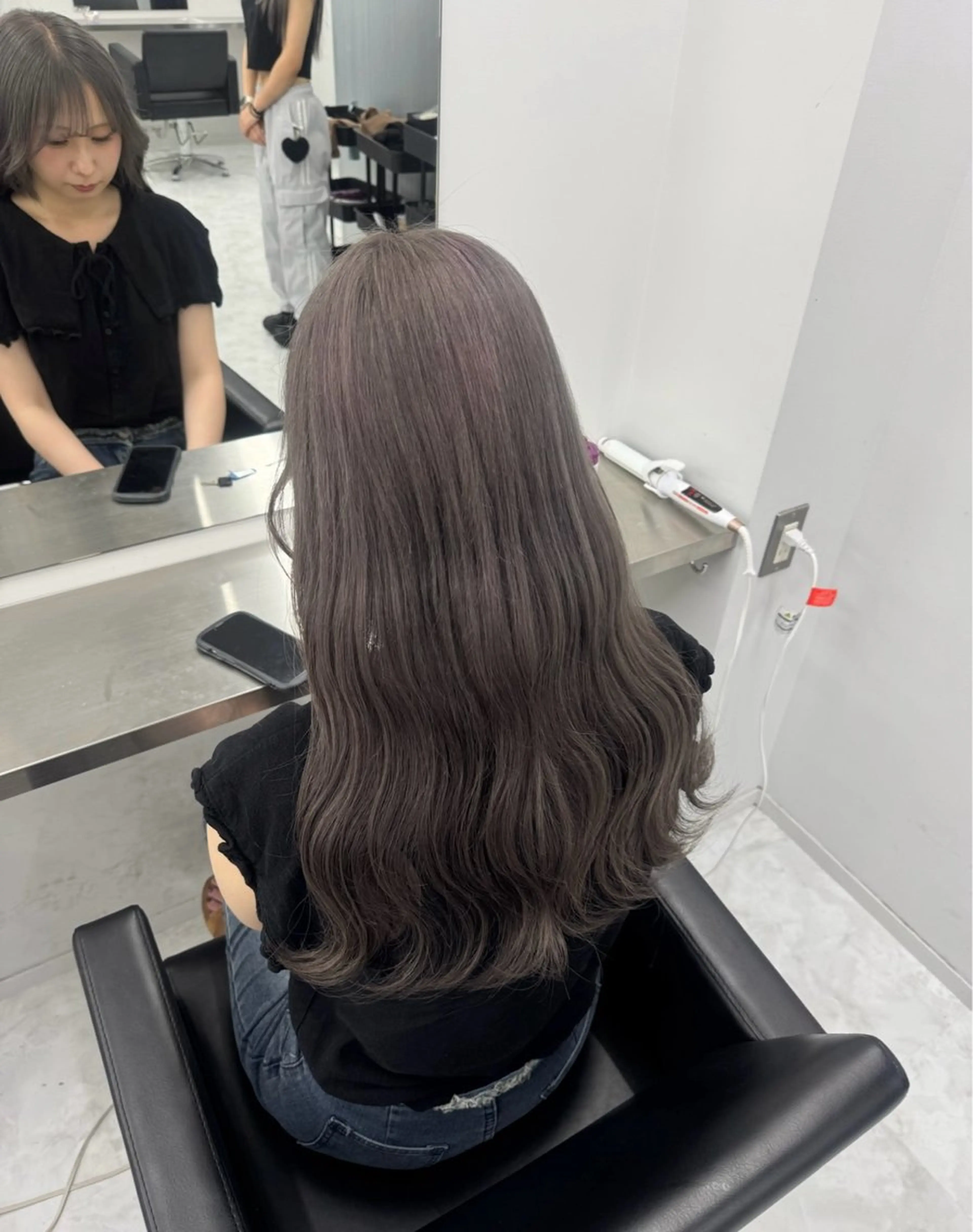 ロング Newone by neighbor所属・うる艶🫧ハイトーン 💜🦋🫧ミズキのヘアスタイル