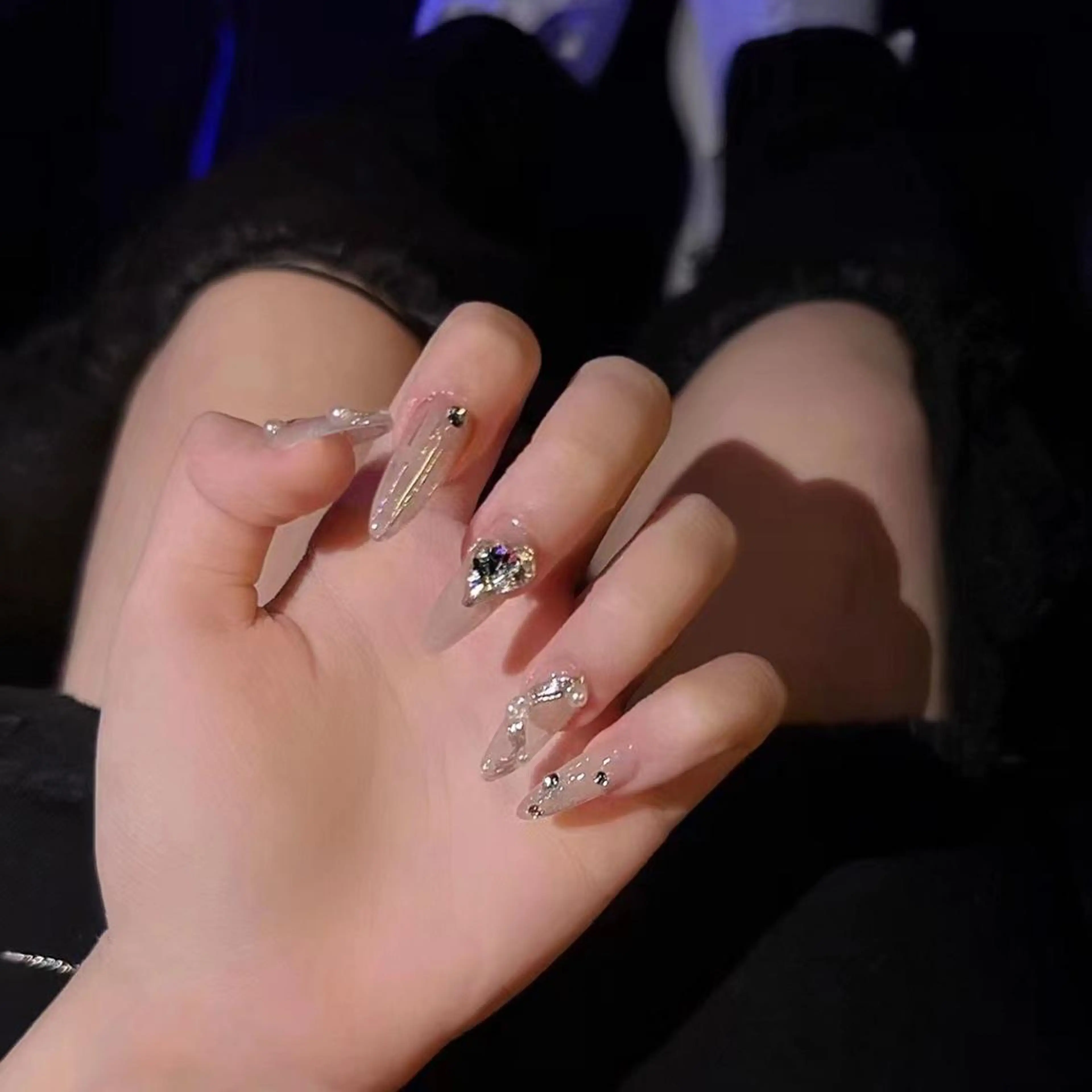 ネイル H1 ネイル サロンのネイルデザイン