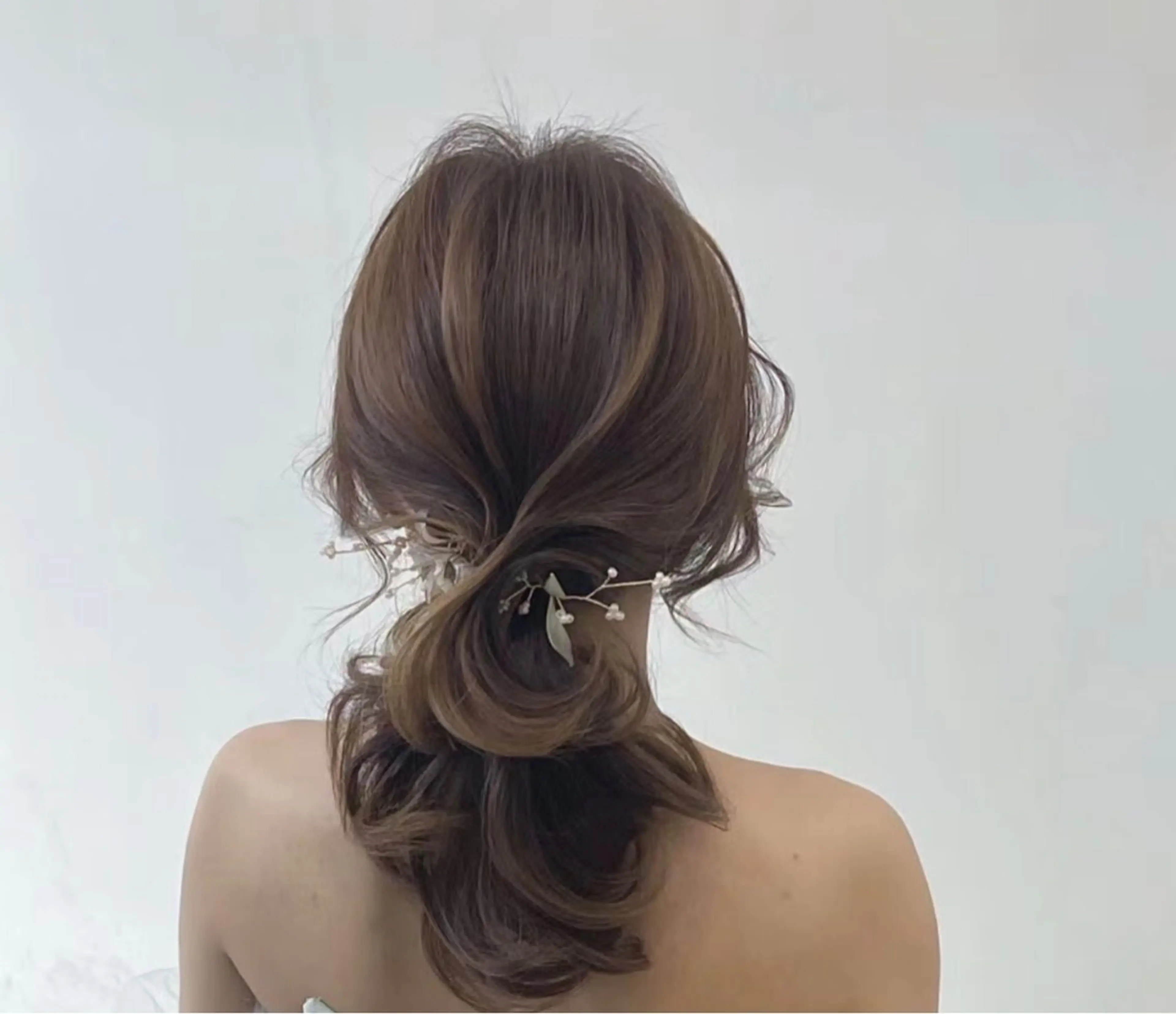 ロング ヘアアレンジ ヘアセット Meili メイリのマツエク・マツパデザイン