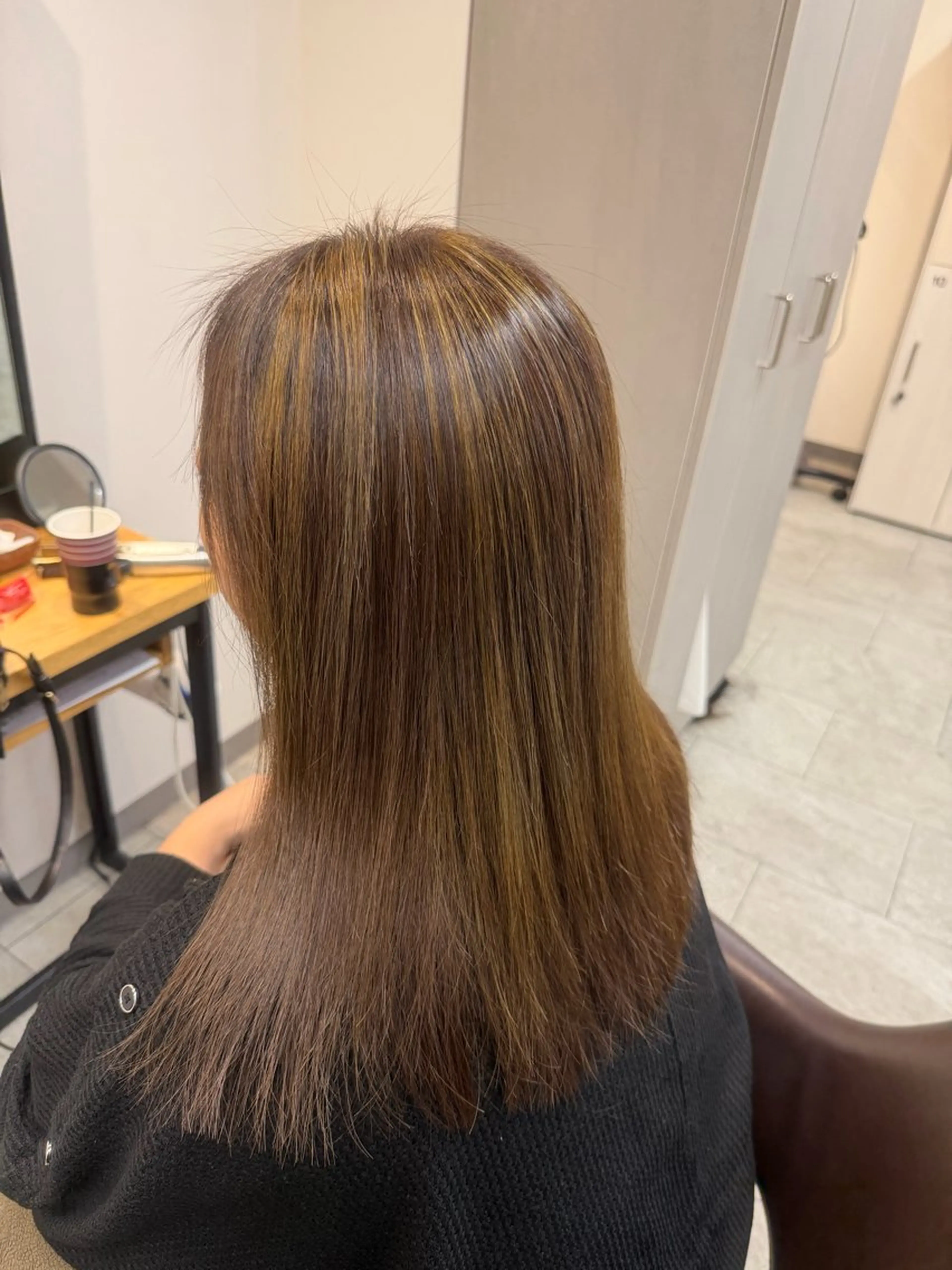 ロング ハイライト neaf 六本木店所属・六本木🫧ハイライト 望月彩音のヘアスタイル