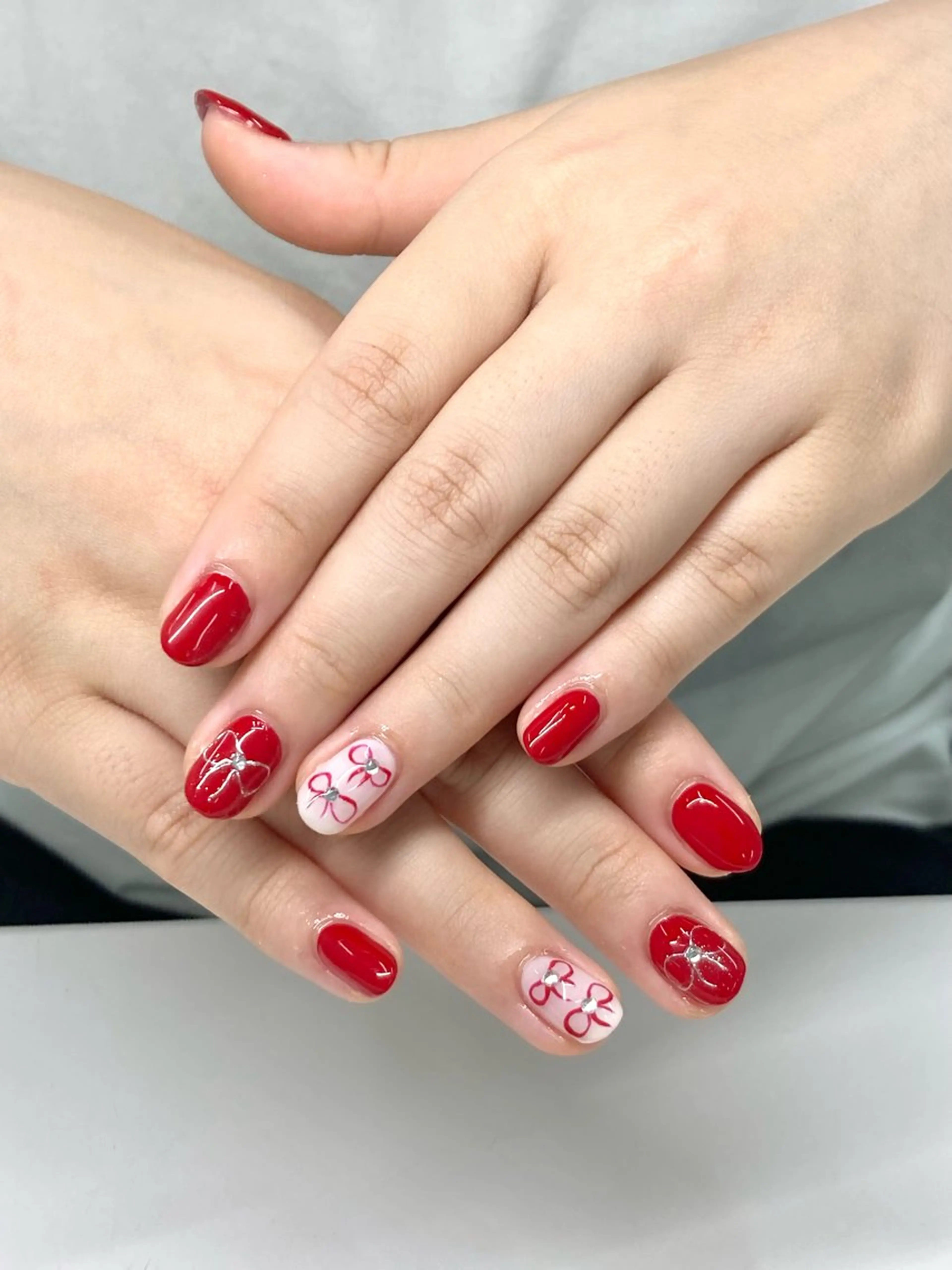 ネイル ガーリー リボン Nail Total beauty salon Laki所属・佐々木 優花のネイルデザイン