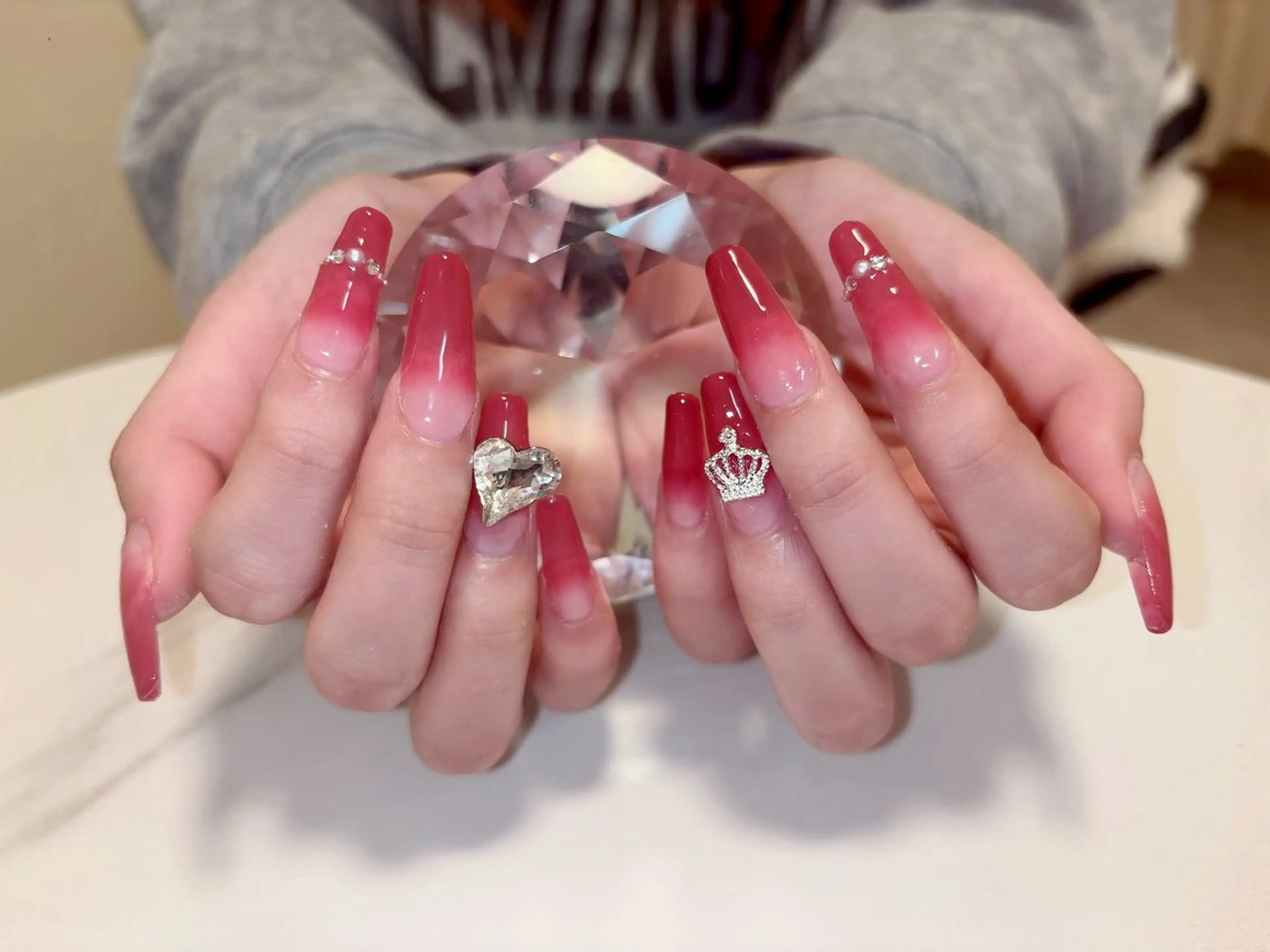 ネイル アートネイル 持ち込み ネイルチップ ハンドネイル バストアップサロン LUNAのネイルデザイン