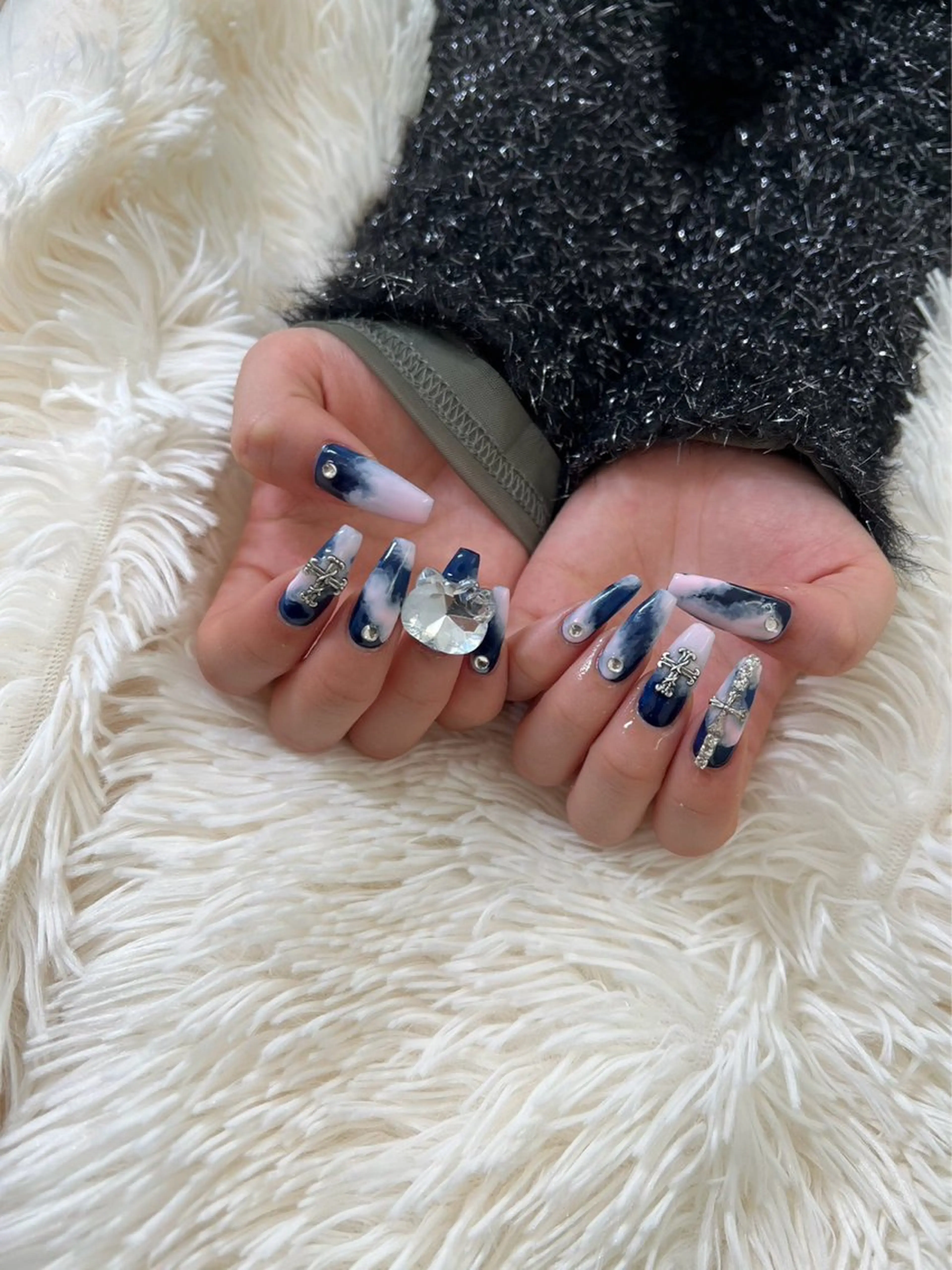 ネイル ハンドネイル フットネイル PEEKABOO京橋 EYE&NAILのネイルデザイン