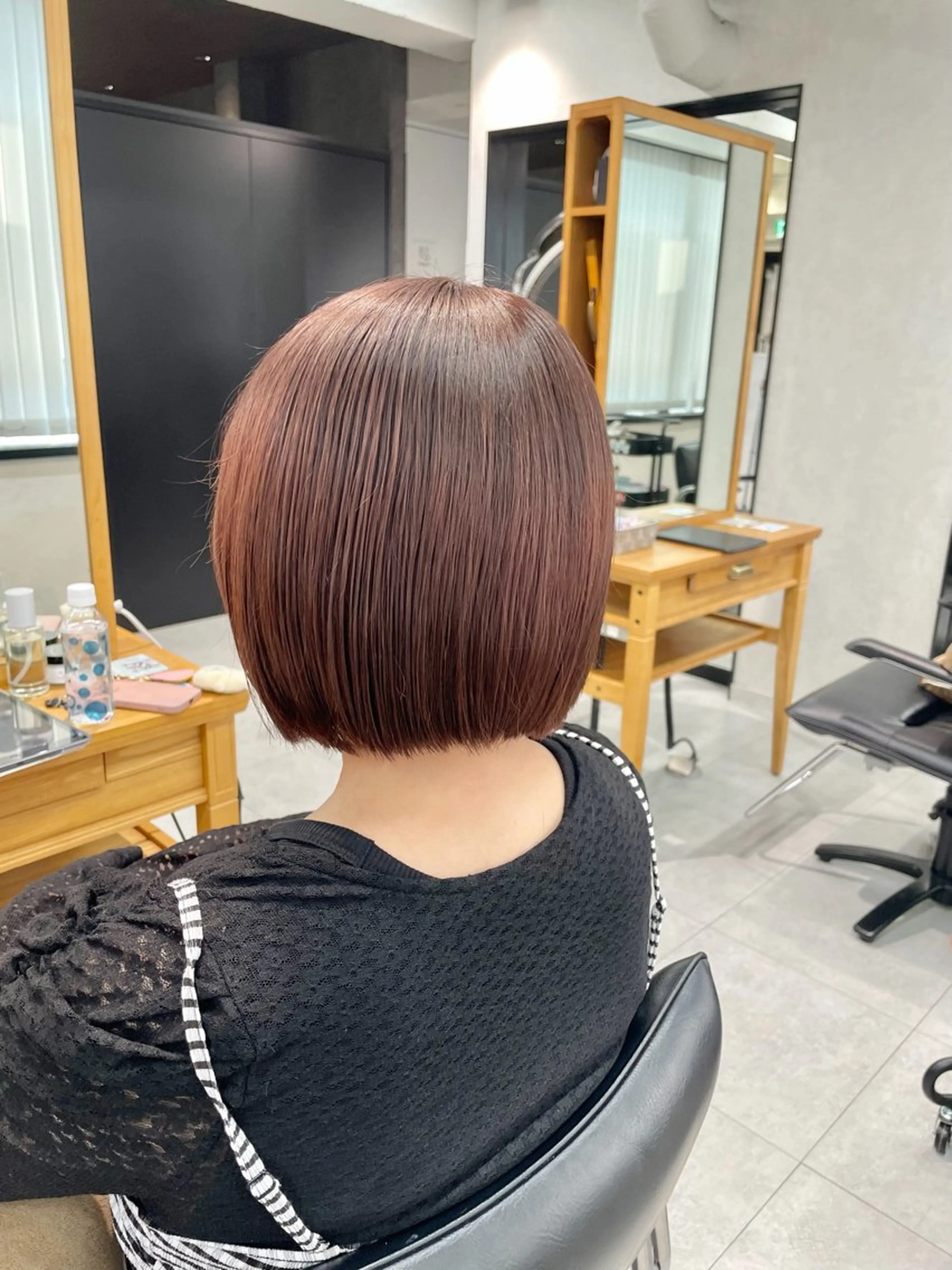 ショート カラー カット ヘアカラー トリートメント ✨横須賀髪質改善✨️ 加藤 百音のヘアスタイル