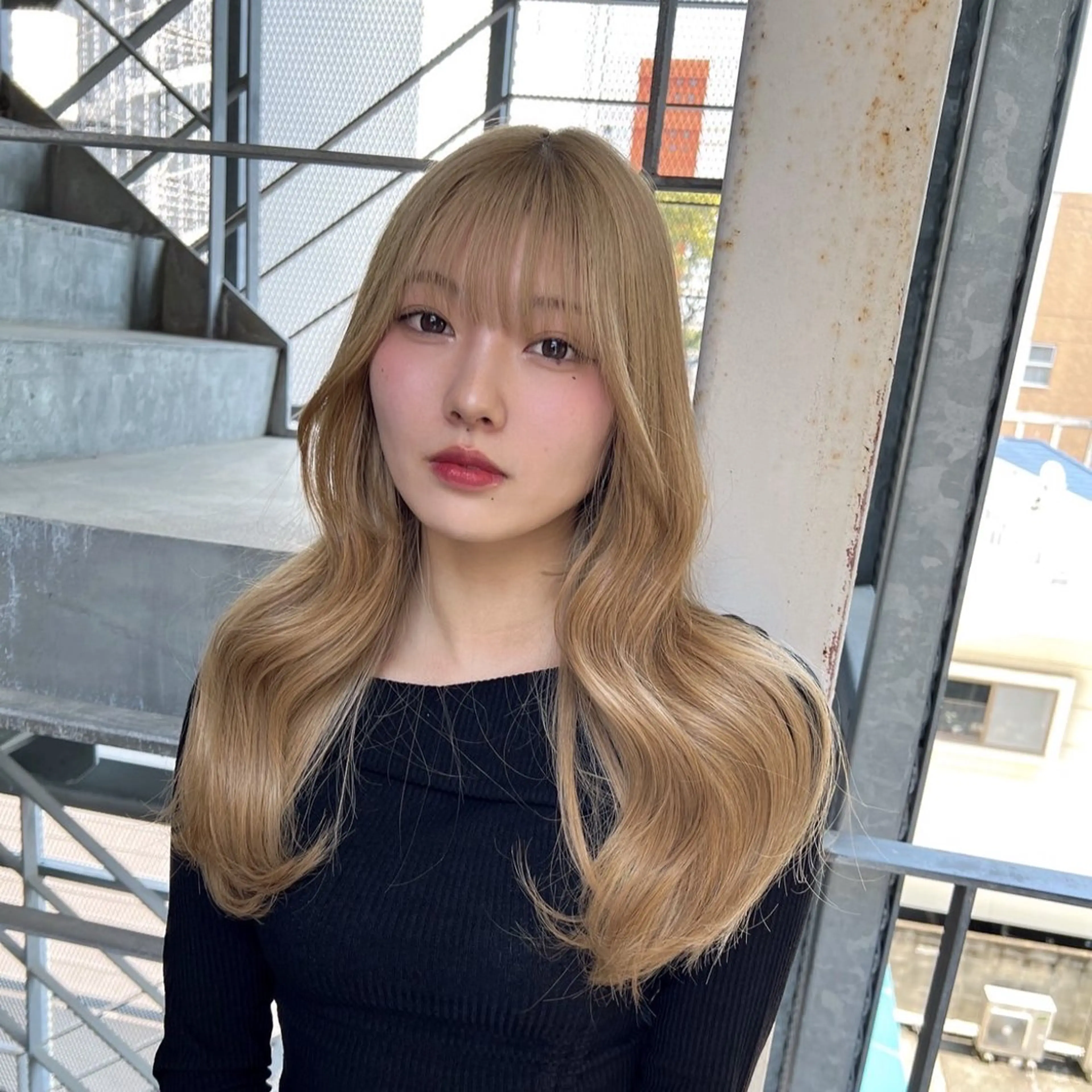 ロング カラー メンズ メンズブリーチ センターパート メンズハイトーン メンズ韓国風 ブリーチ Lay/カラーリスト Myuukaのヘアスタイル