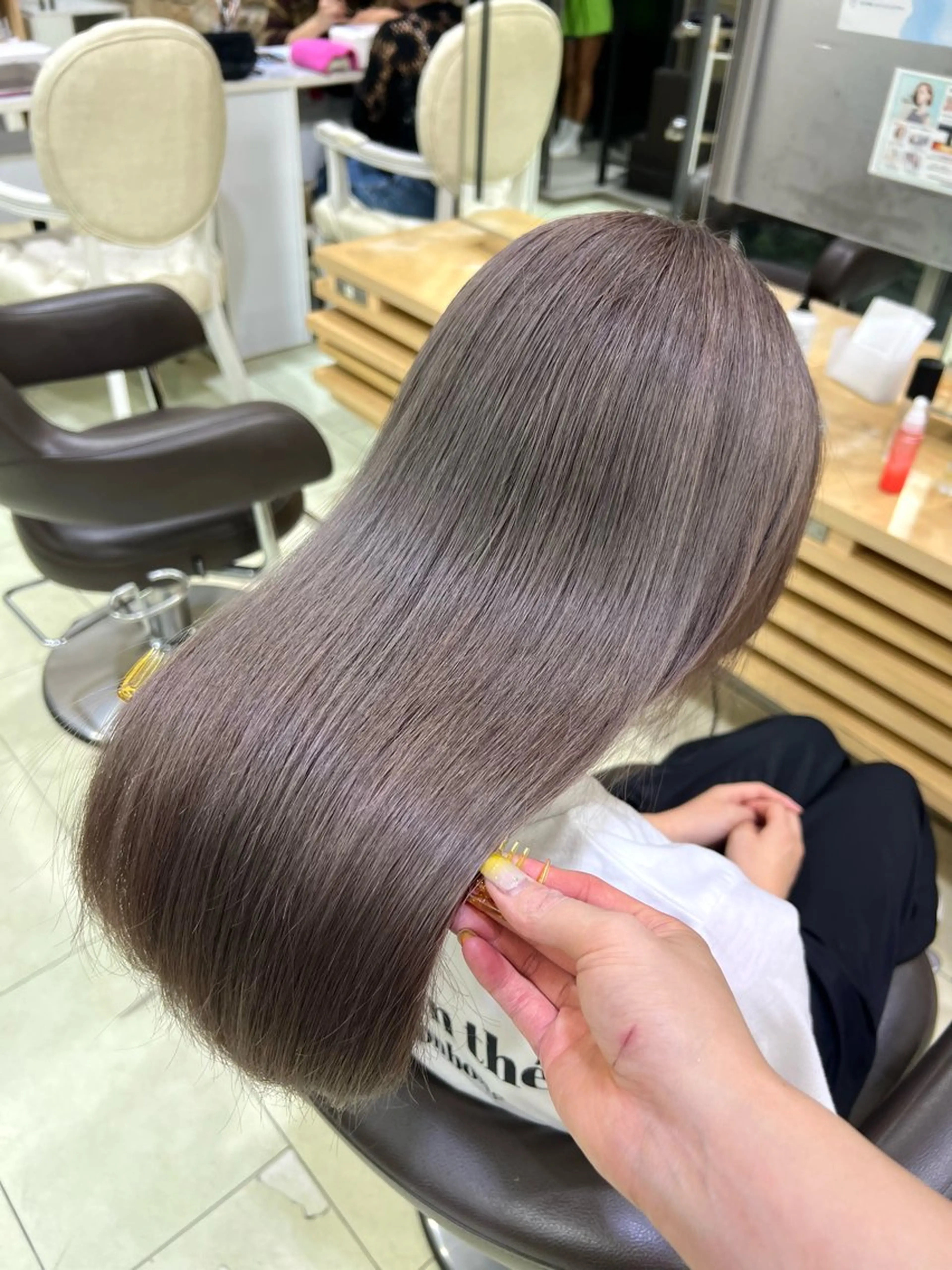 ミディアム ヘアカラー 暖色ｶﾗｰ/ﾚｲﾔｰ ｶｯﾄ/Yunaのヘアスタイル