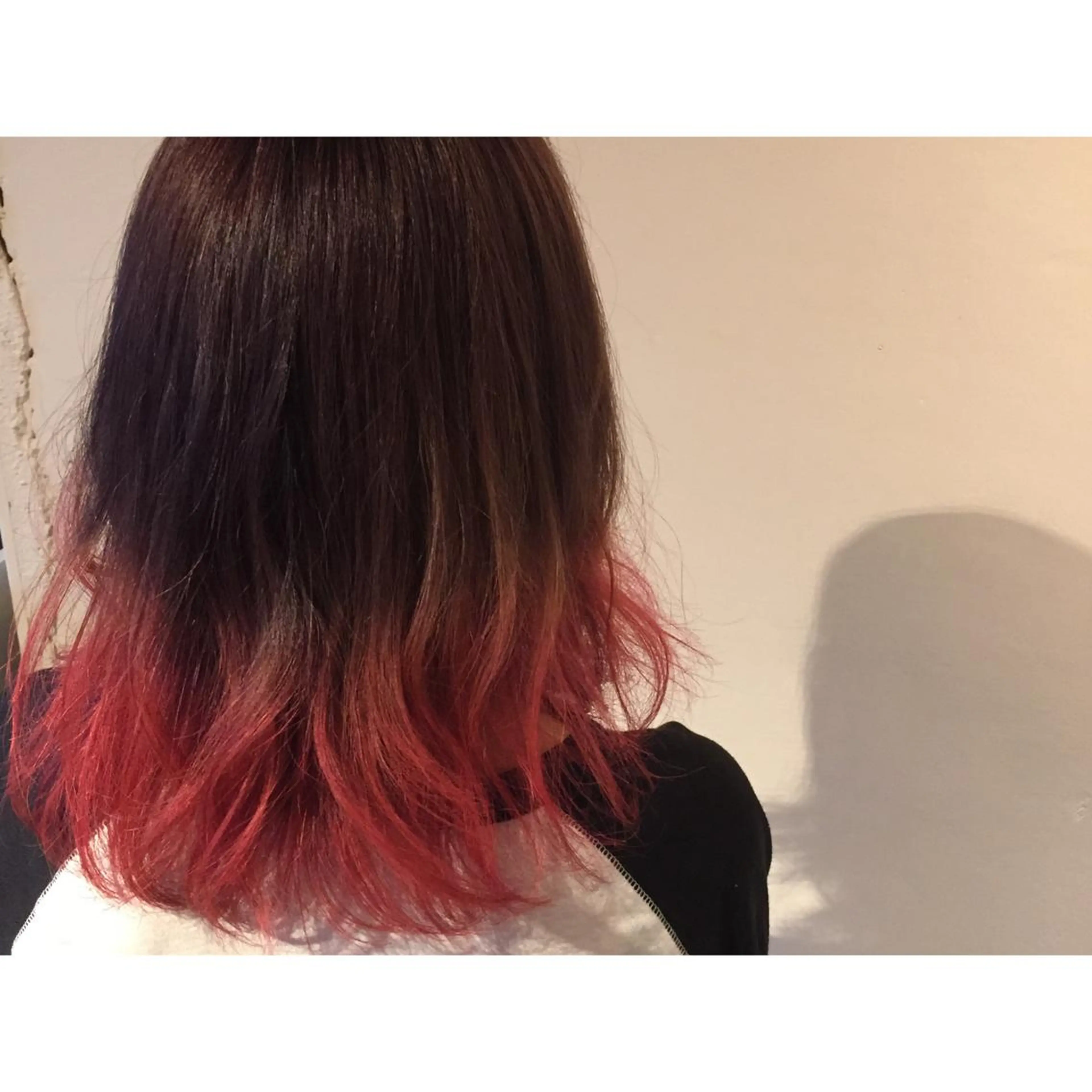 ショート ミディアム セミロング ロング カラー パーマ ヘアアレンジ メンズ グラデーションカラー メンズハイトーン メンズバレイヤージュのヘアスタイル