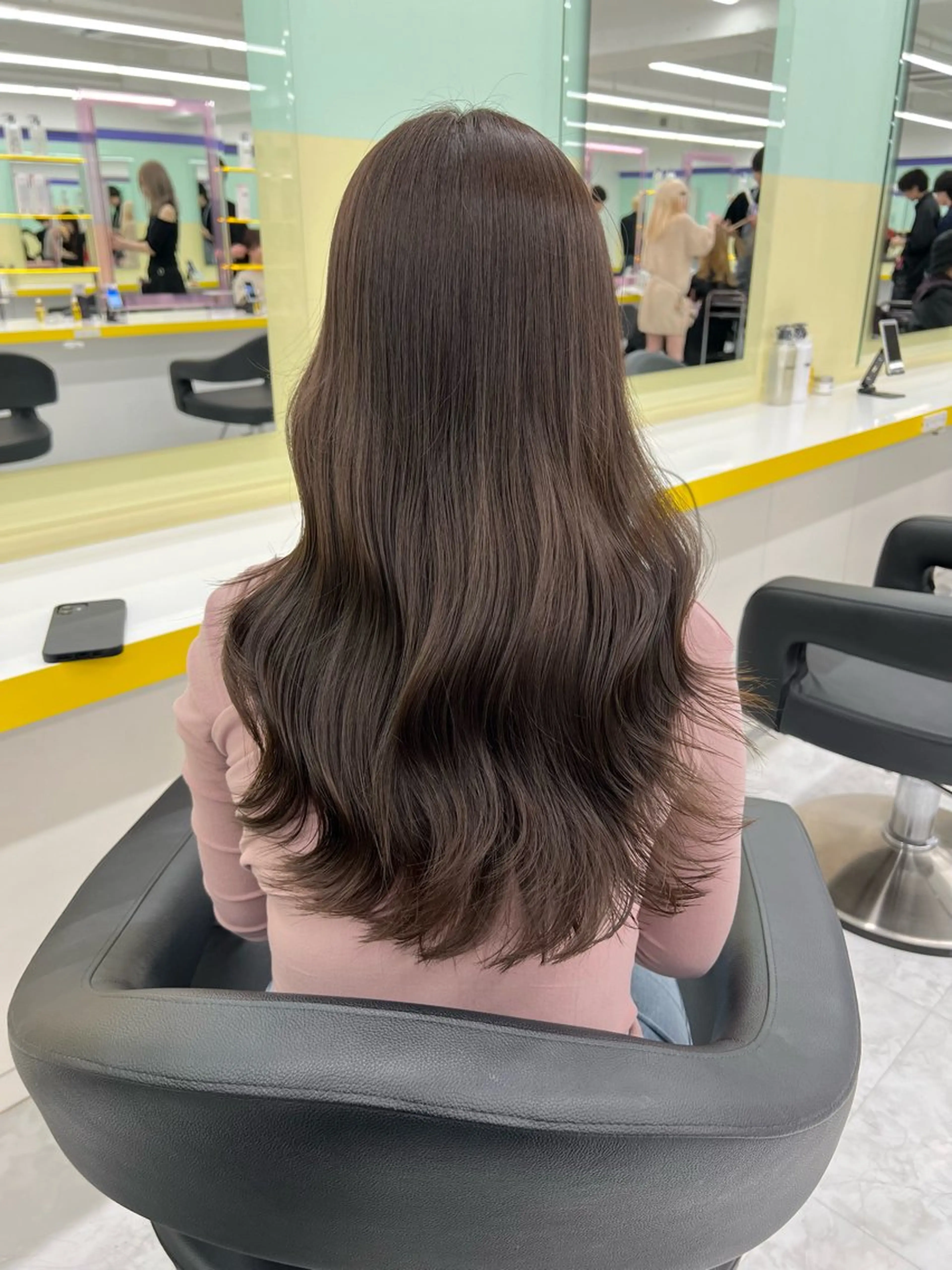 セミロング 💍レイヤーカット 艶髪💍亘紘輝のヘアスタイル