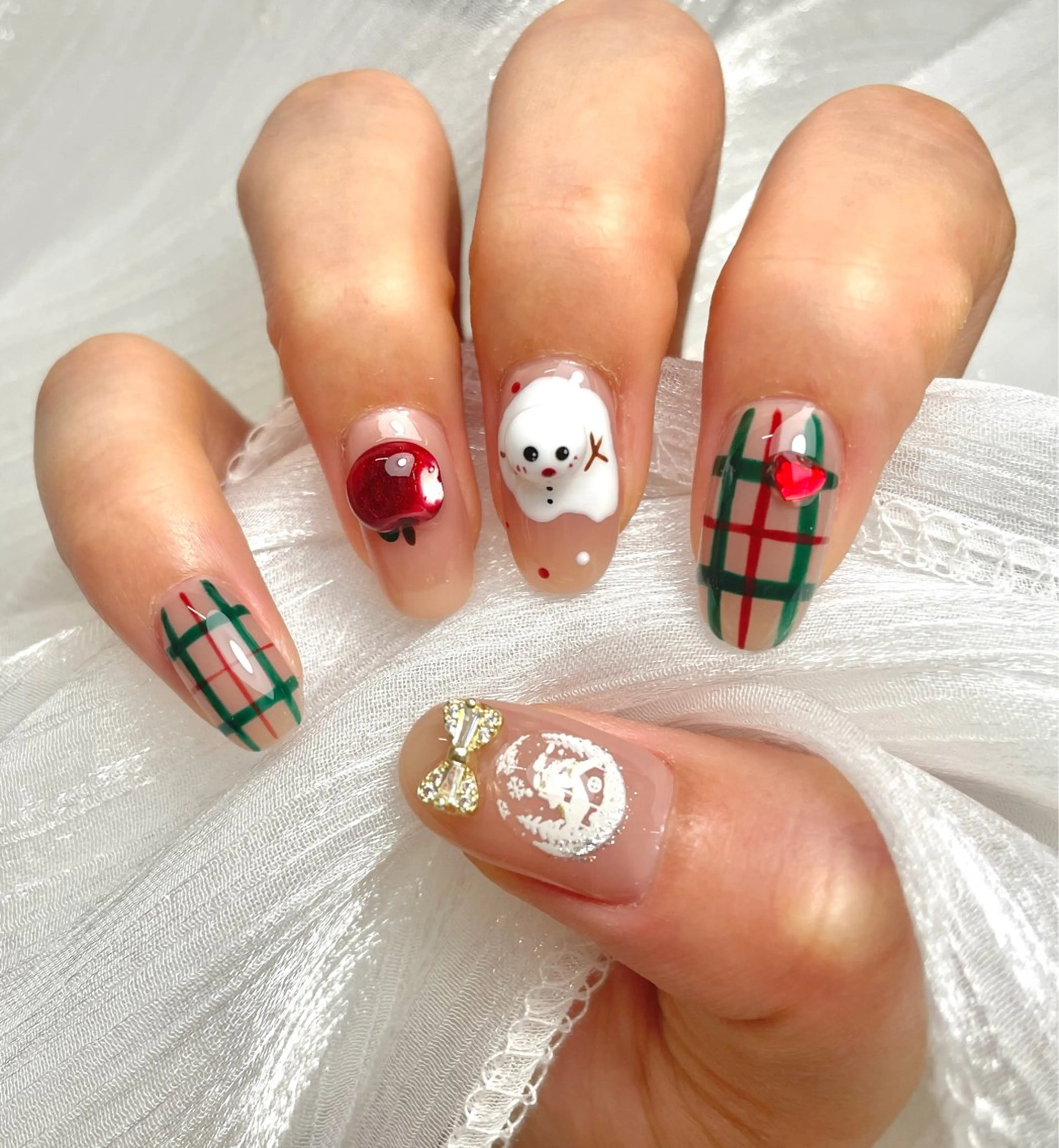 ネイル 冬ネイル クリスマス If beauty salon 1号店所属・夏 目のネイルデザイン