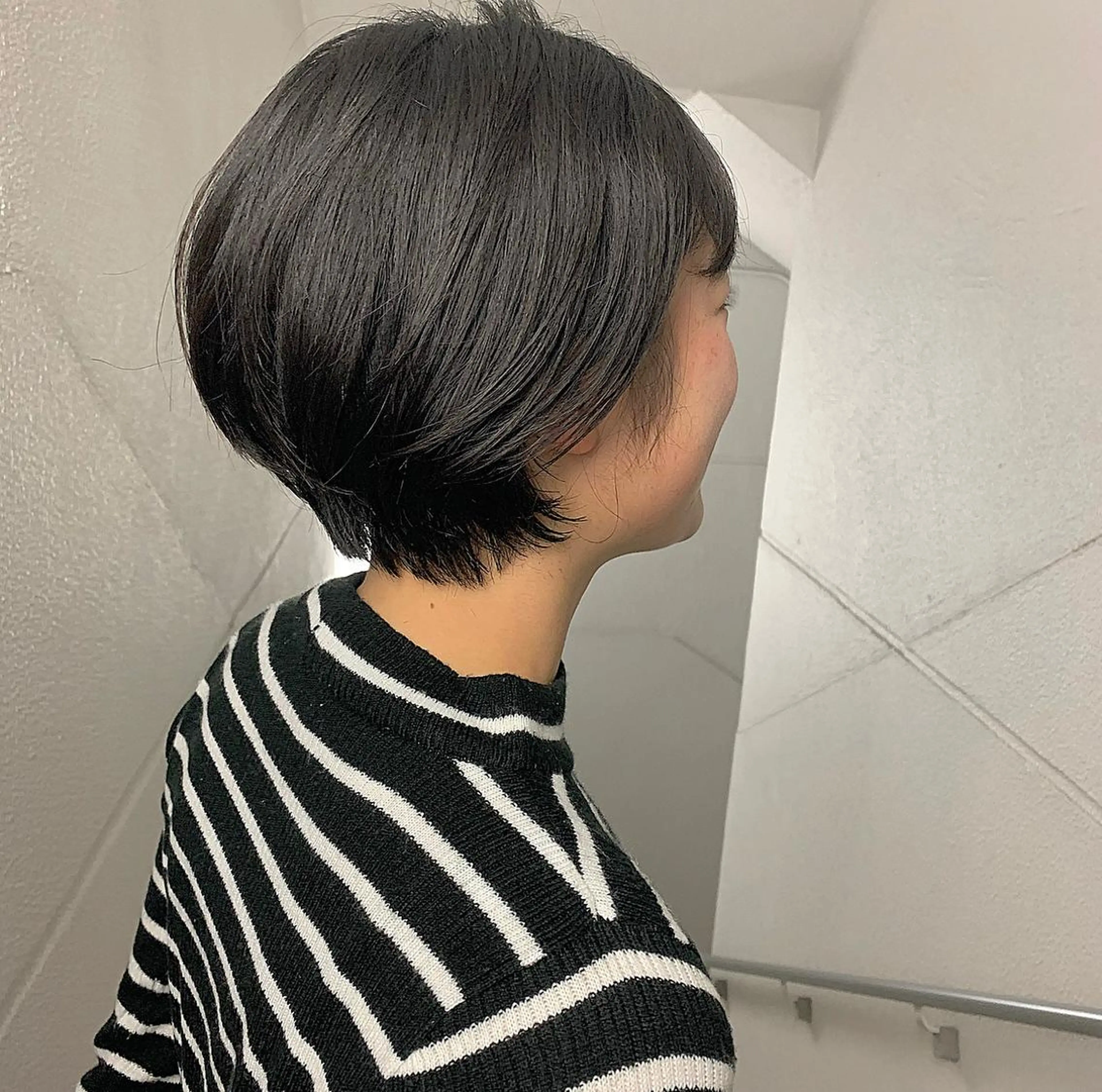 ショート 小泉 葵のヘアスタイル