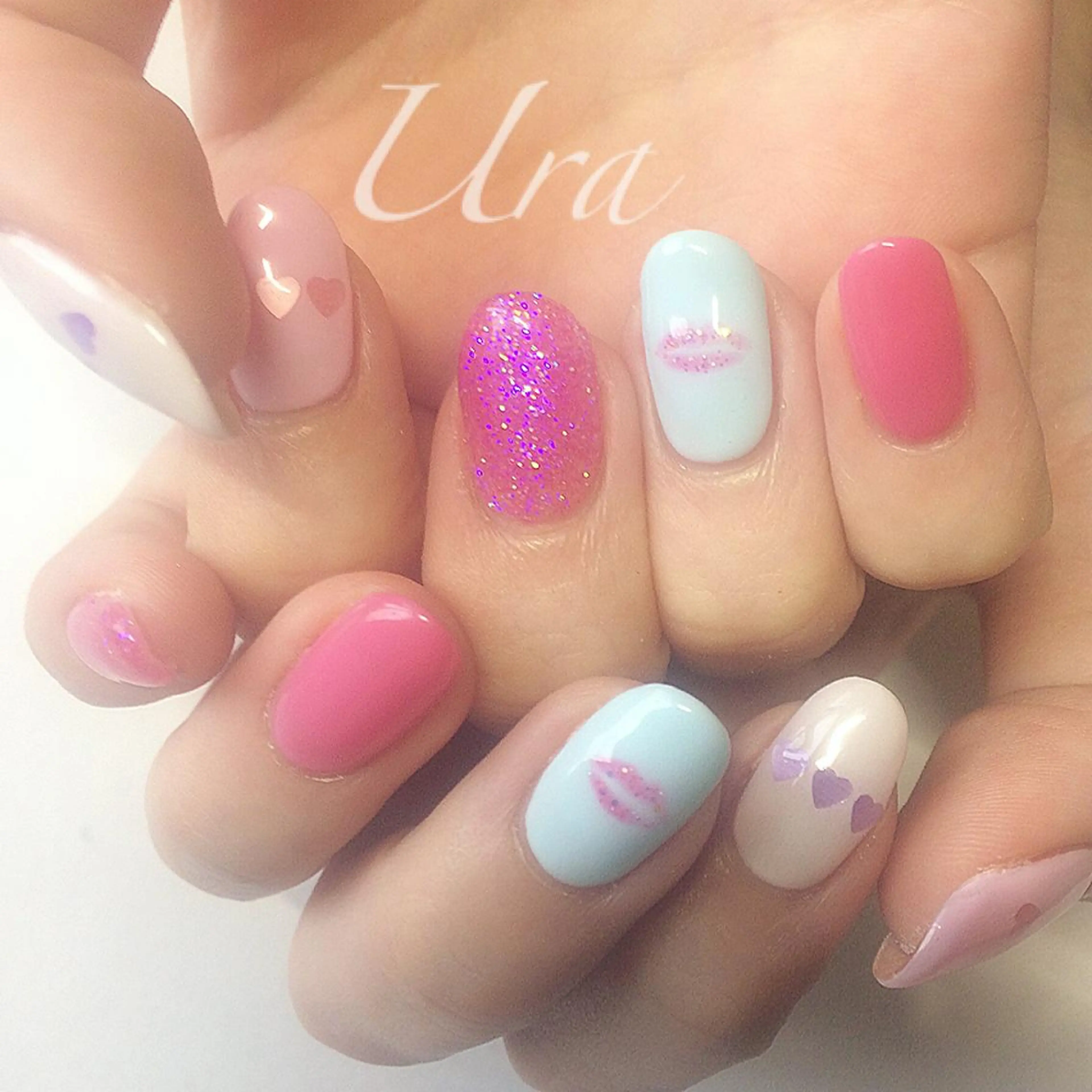ネイル アートネイル 水色 ピンク UrakoNail 《nail》のネイルデザイン