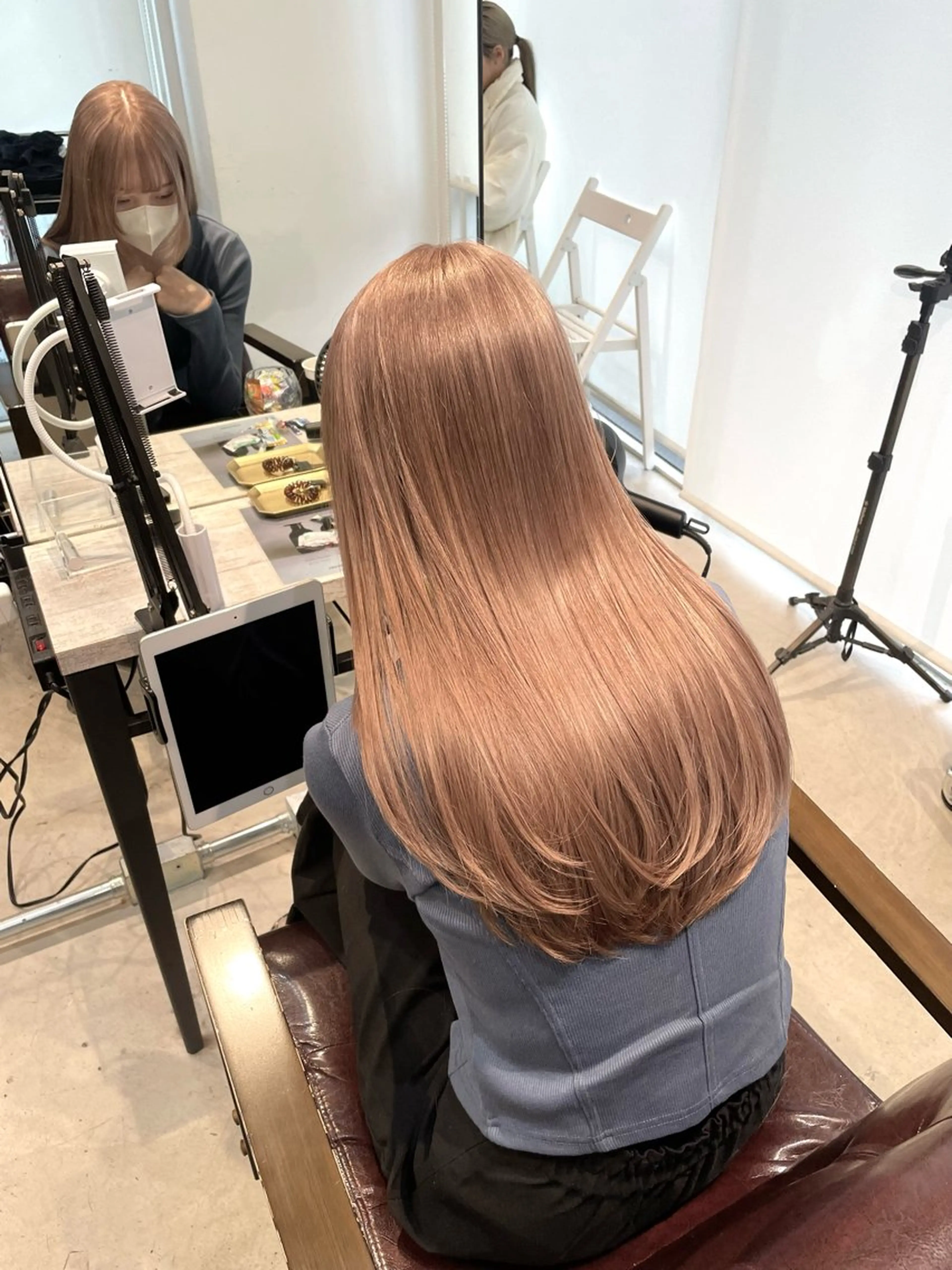ロング カラー カット ヘアカラー トリートメント youres hair 新宿3丁目店所属・艶髪/ハイトーン /髪質改善/柴田のヘアスタイル