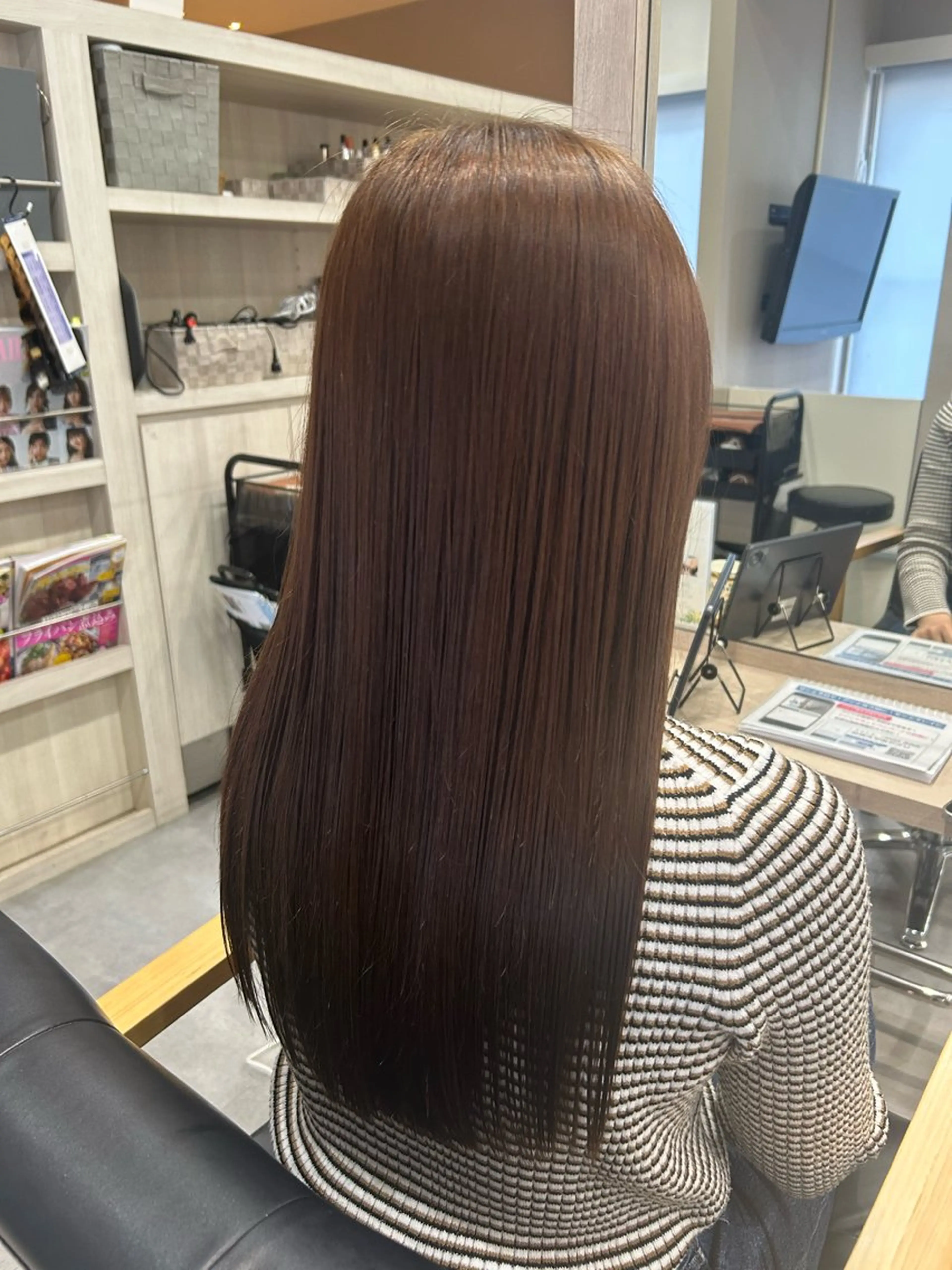 カラー ヘアカラー YoLo.所属・村上 ななみのヘアスタイル