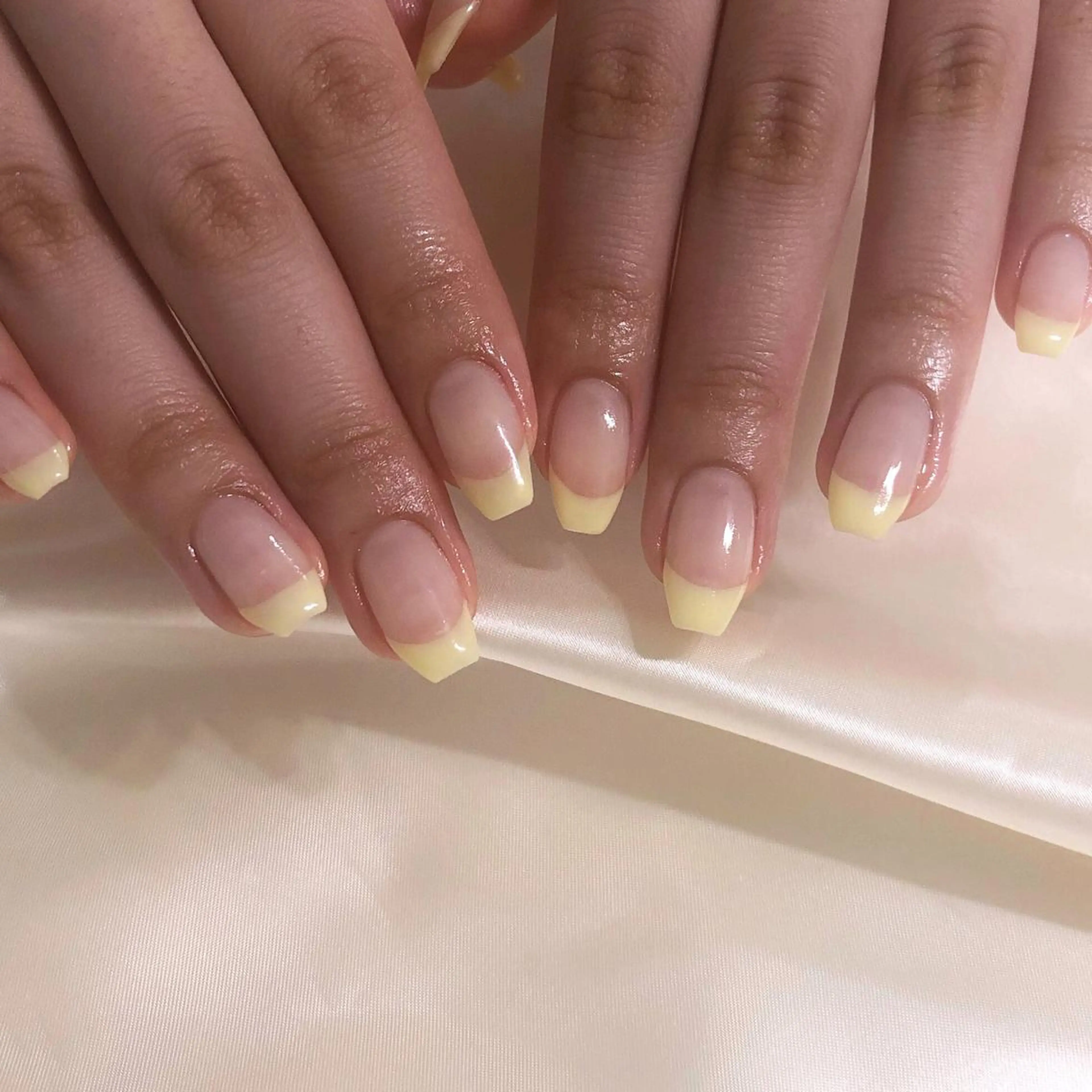 ネイル ハンドネイル ViViA momokaのネイルデザイン