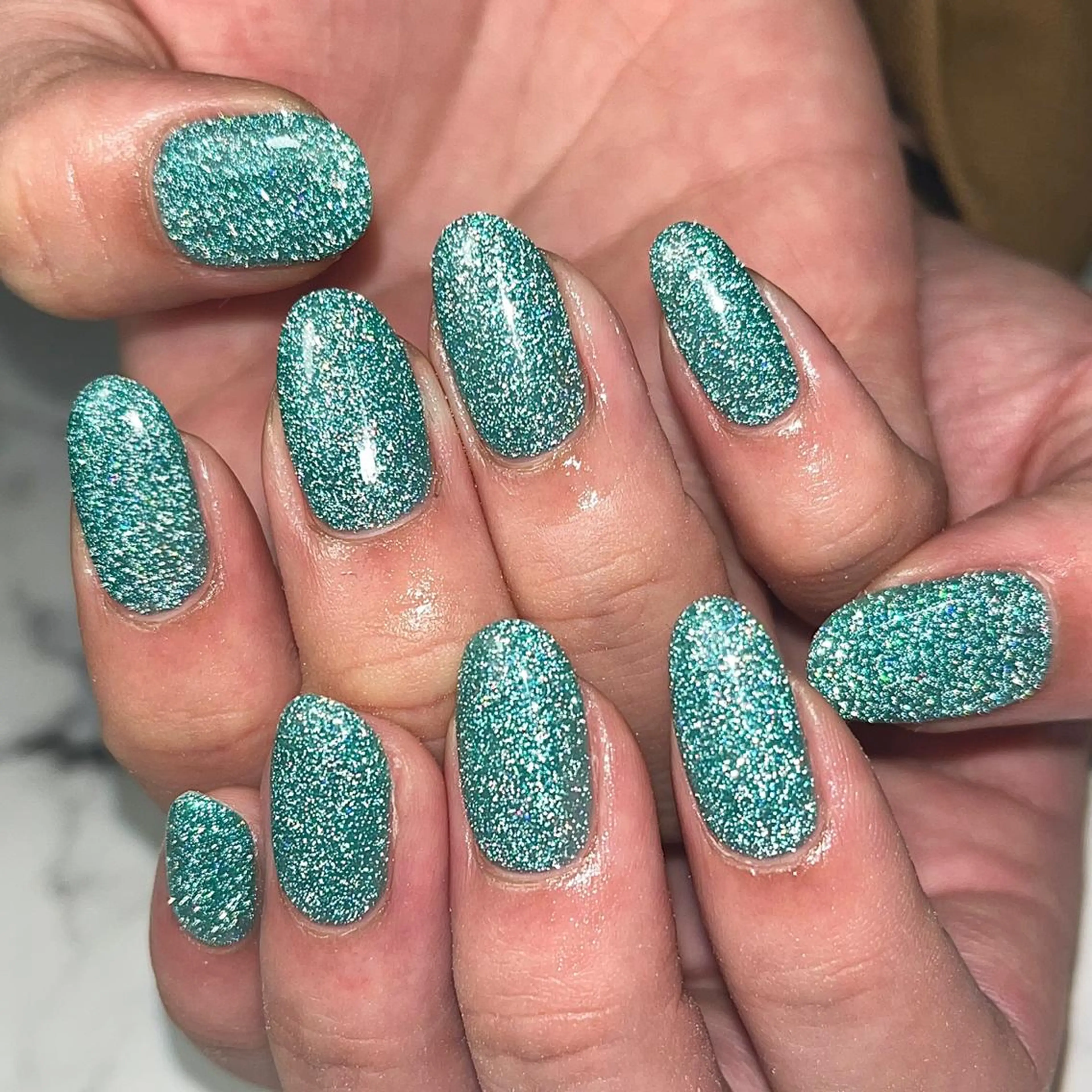ネイル アートネイル フラッシュネイル グリーン キラキラネイル 持ち込み ハンドネイル NAIL NOWのネイルデザイン
