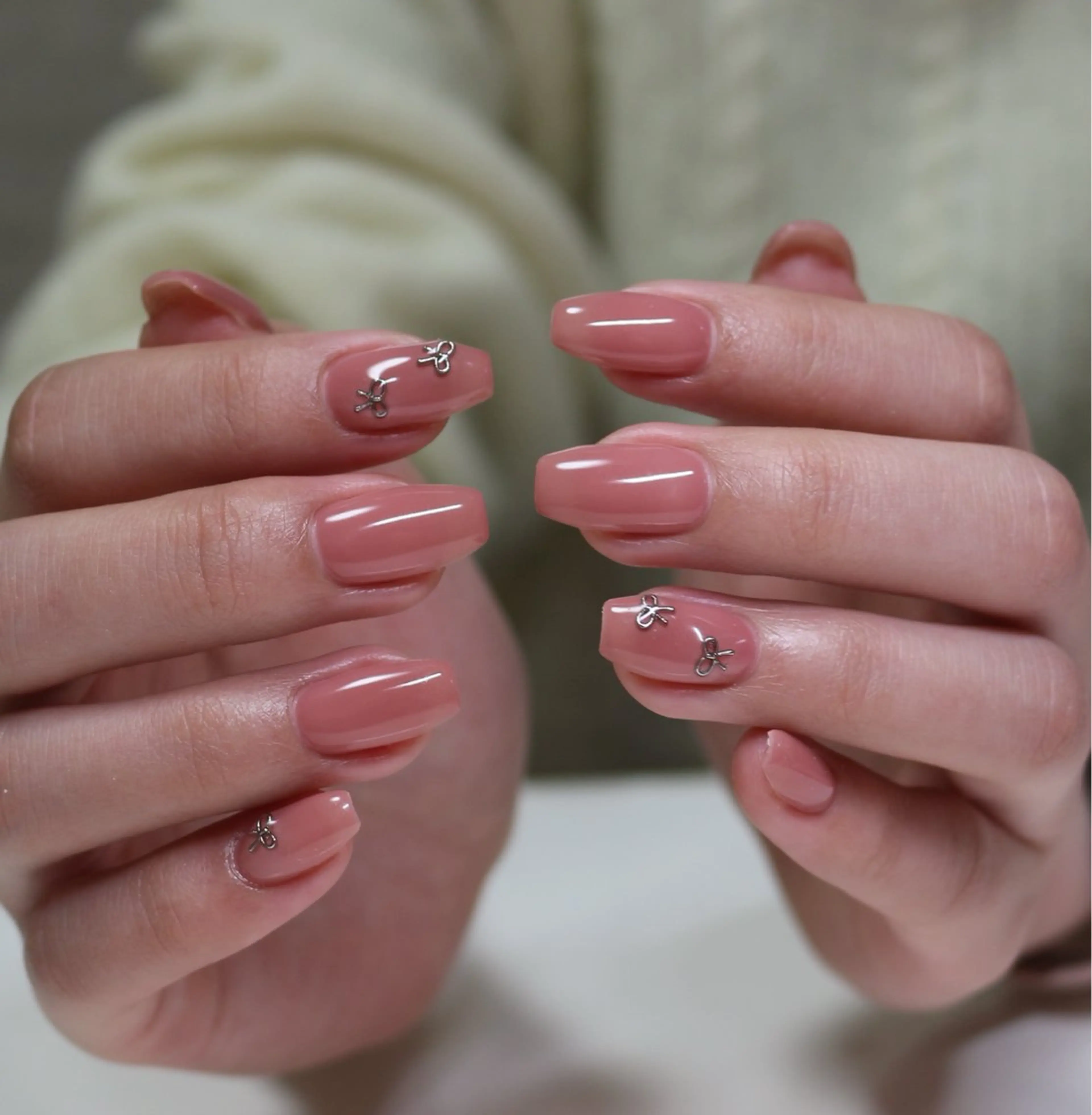 ネイル 韓国ネイル オフィスネイル ピンク リボン シンプルネイル ハンドネイル Baku Nailsのネイルデザイン