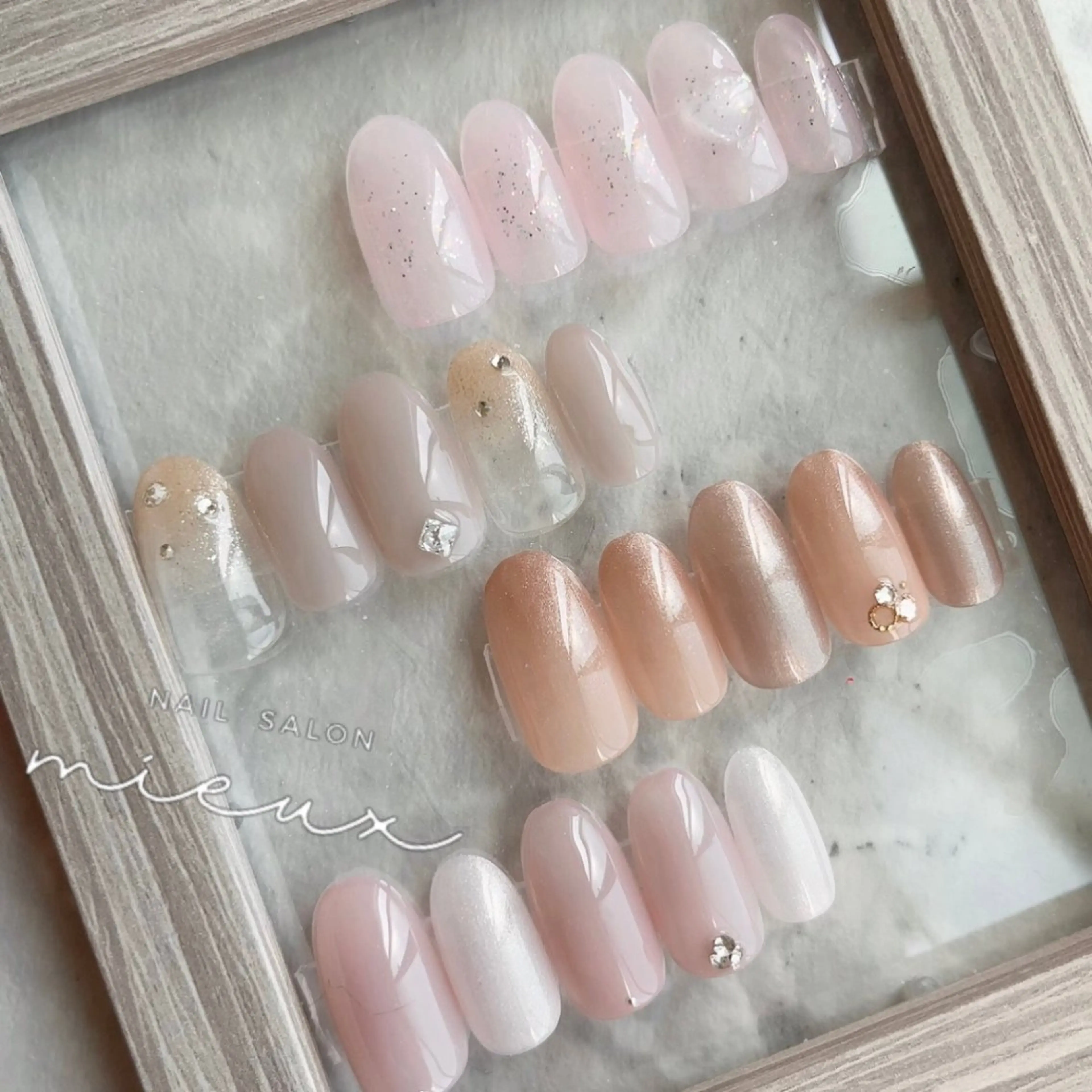 ネイル ハンドネイル mieux ariiiのネイルデザイン