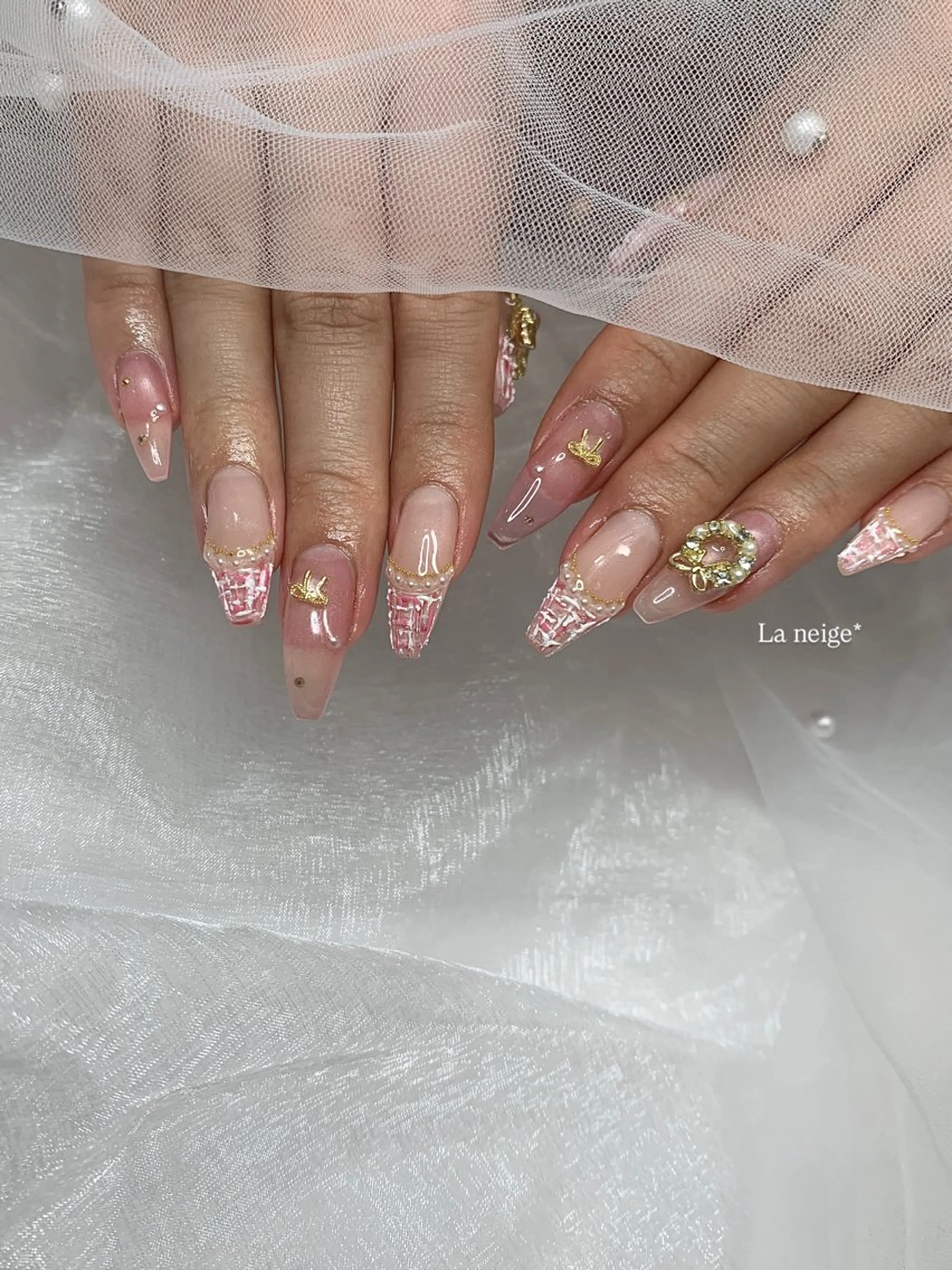 ネイル ハンドネイル La neige* yuki 🥯🍑のネイルデザイン