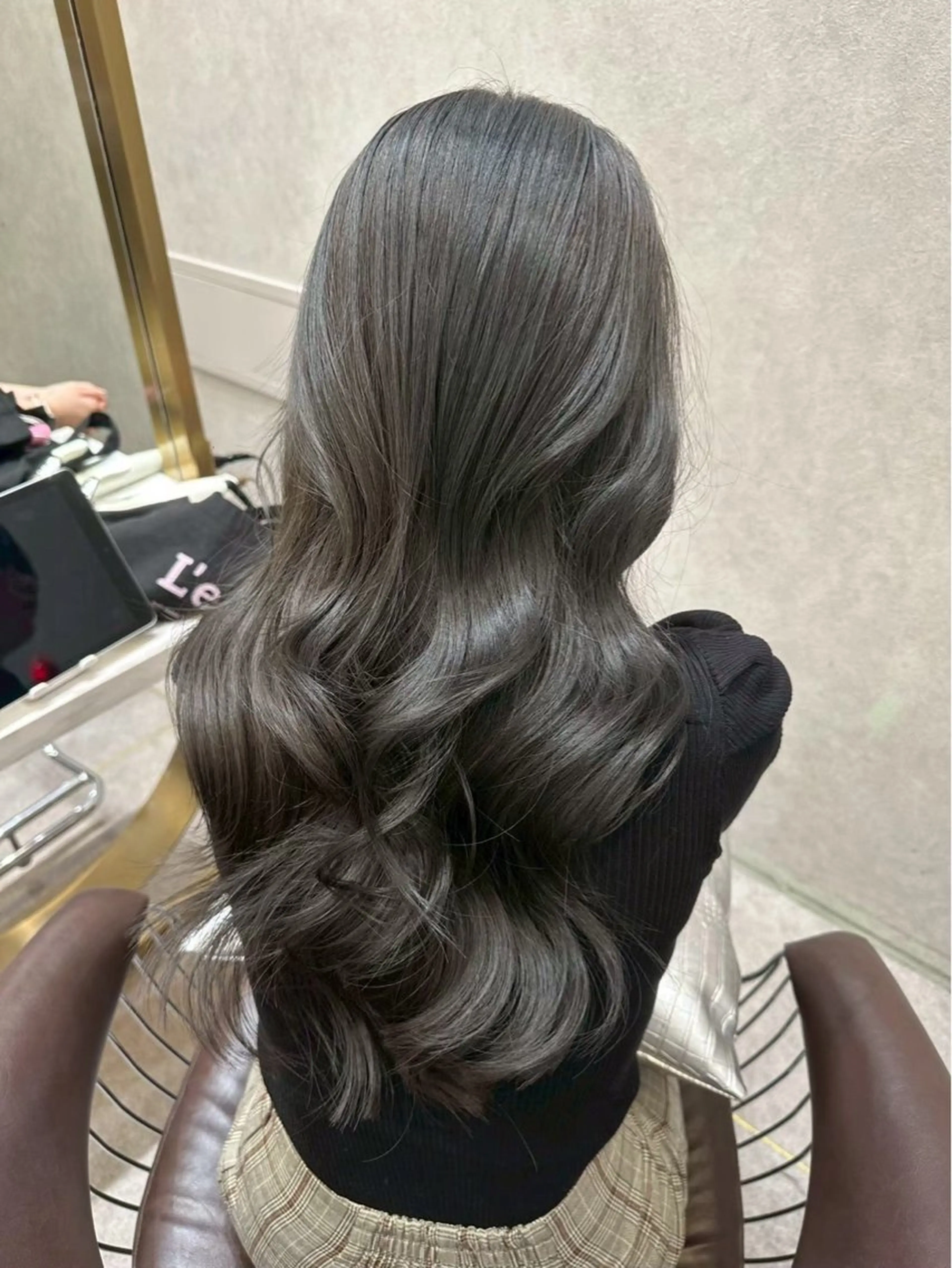 ロング カラー 切りっぱなしボブ アッシュ アッシュブラウン ベージュカラー ブリーチ ボブ/髪質改善 jionのヘアスタイル