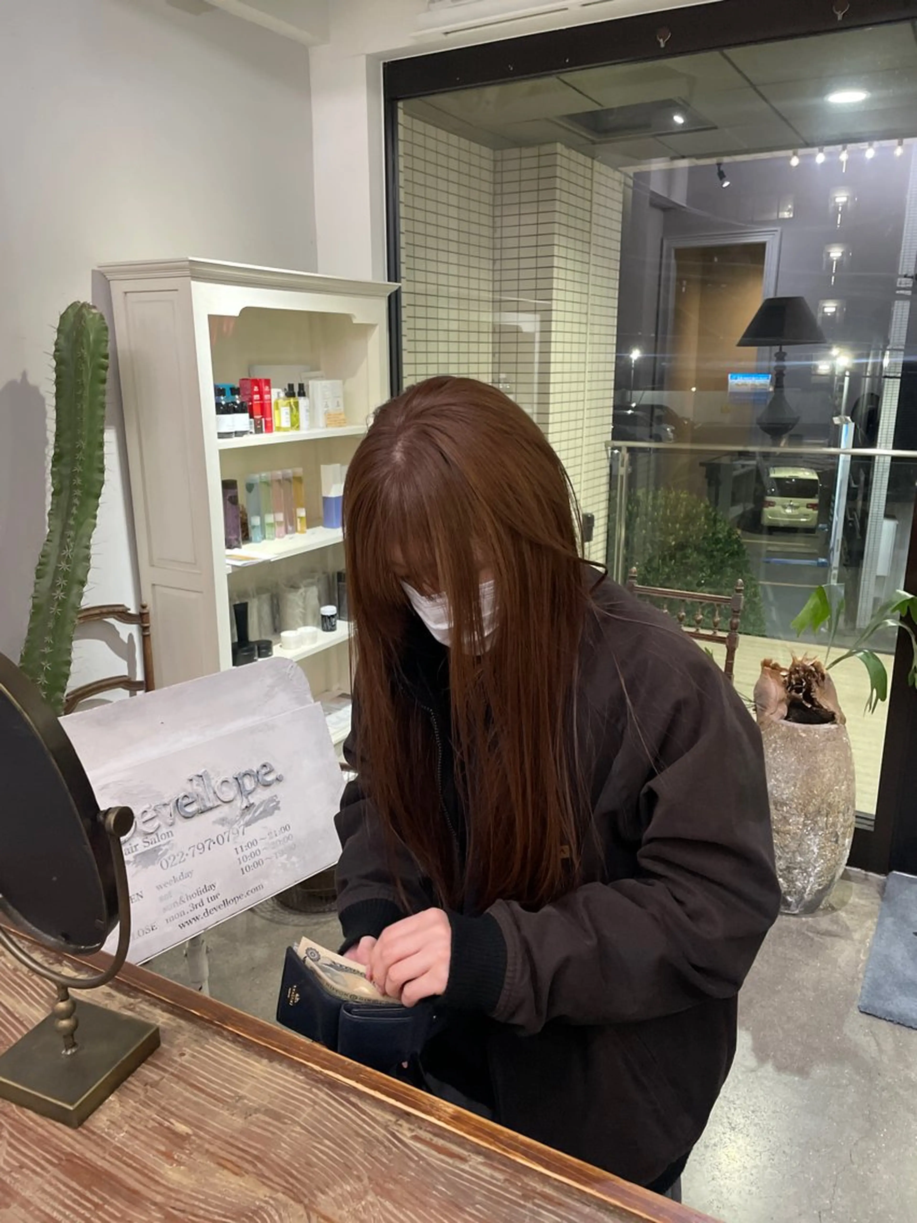 ワンカラーbrown系の写真