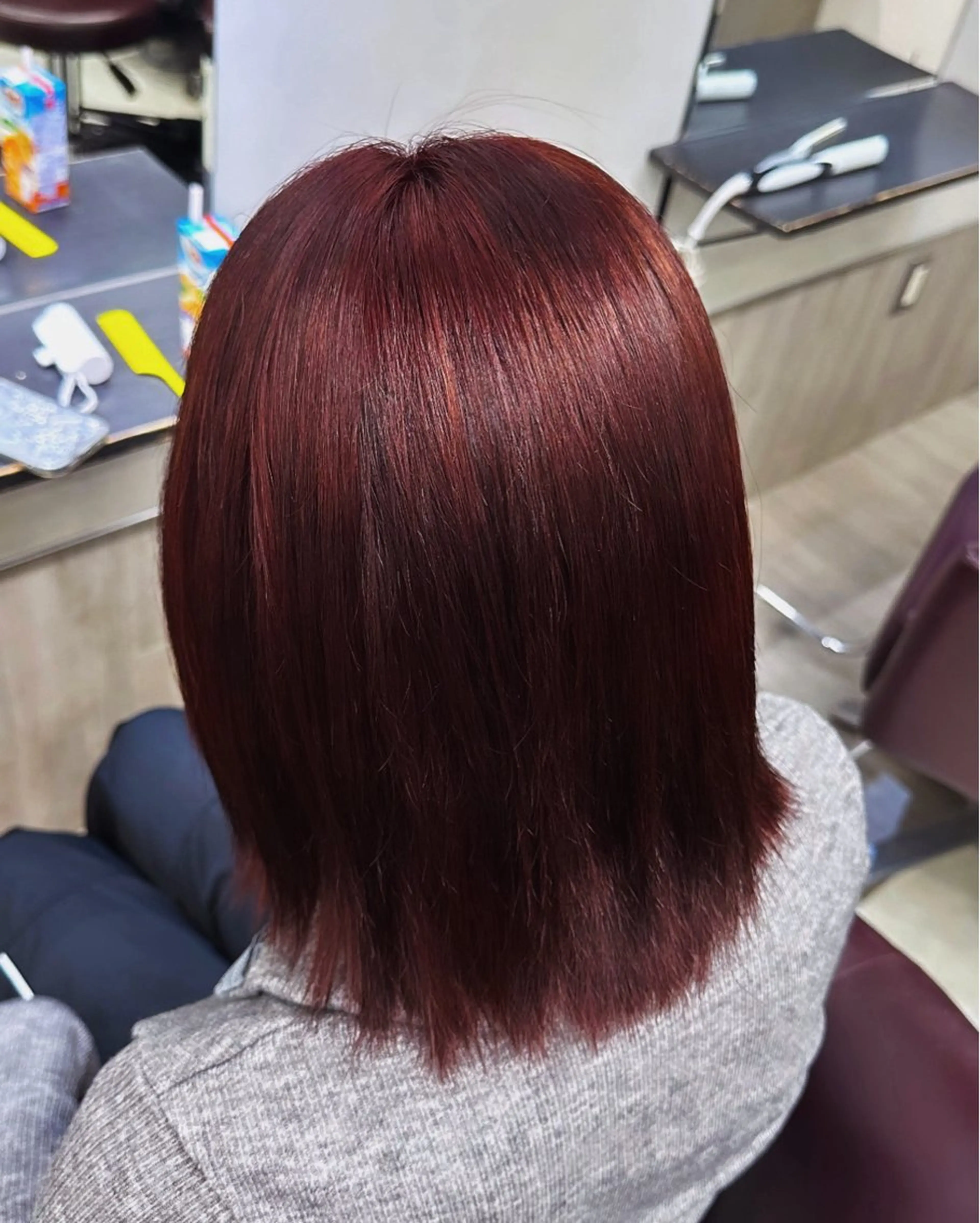 ショート カラー ヘアカラー バレイヤージュ/ ミルクティーベージュのヘアスタイル