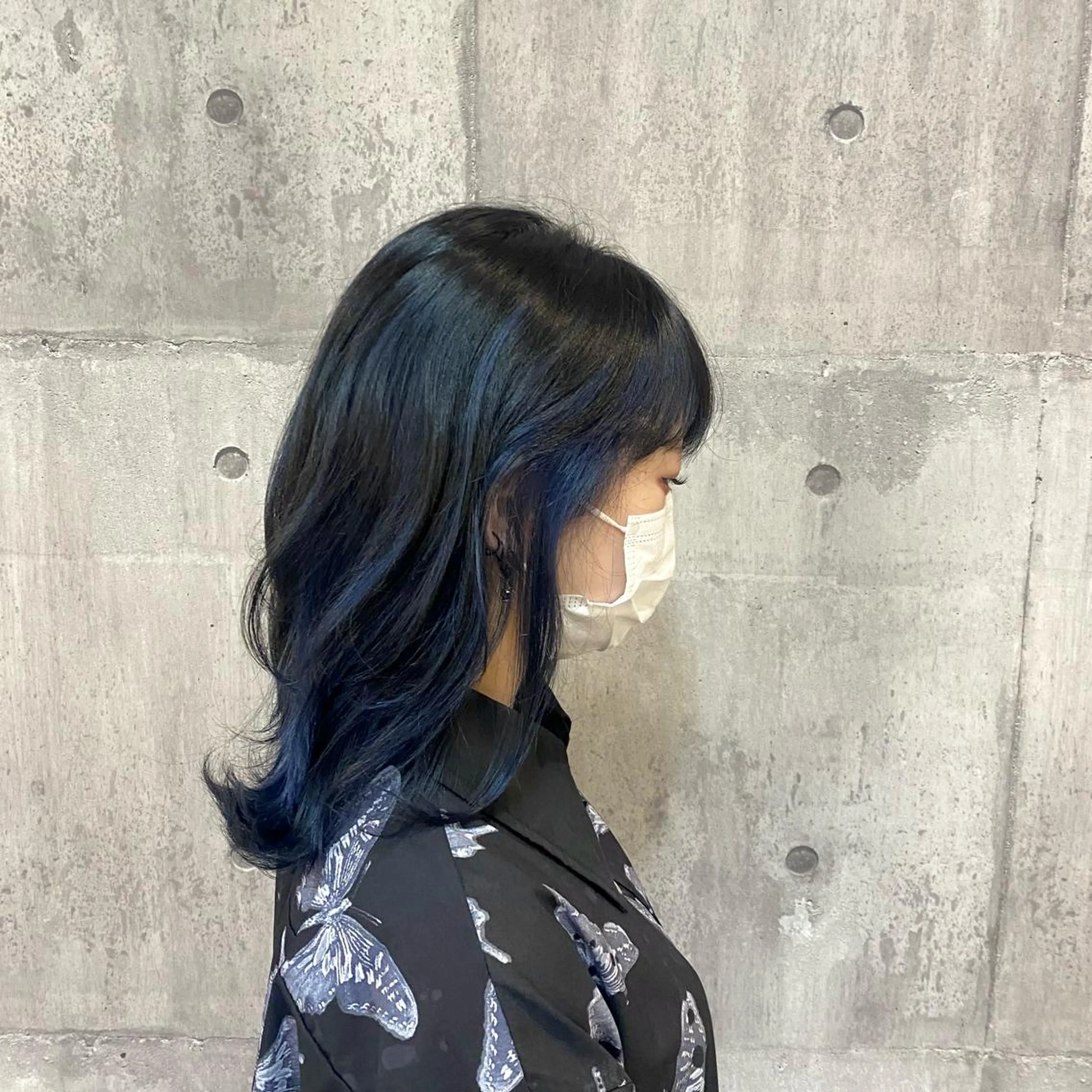 セミロング 比嘉 陽のヘアスタイル