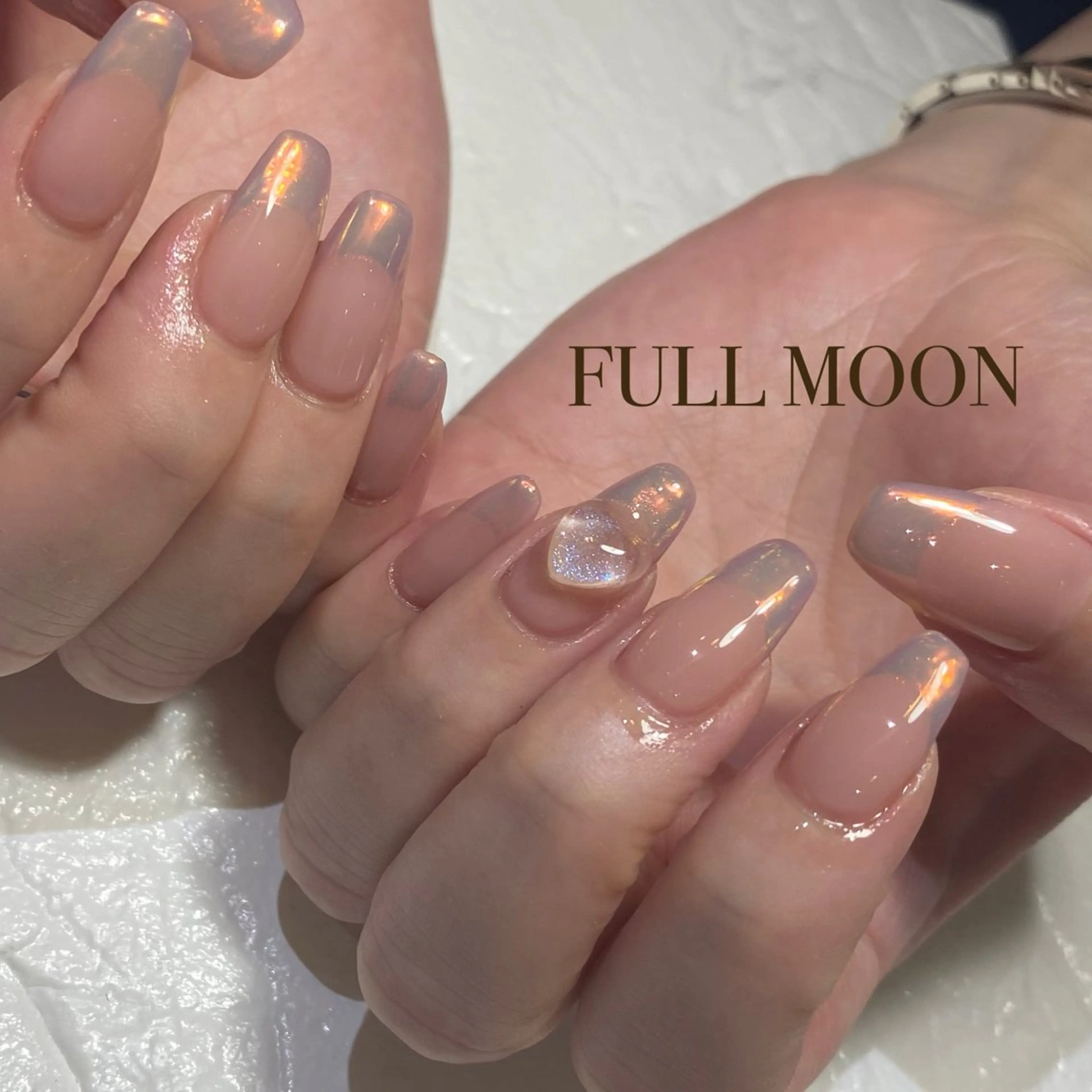 ネイル ハンドネイル FULL MOONのネイルデザイン