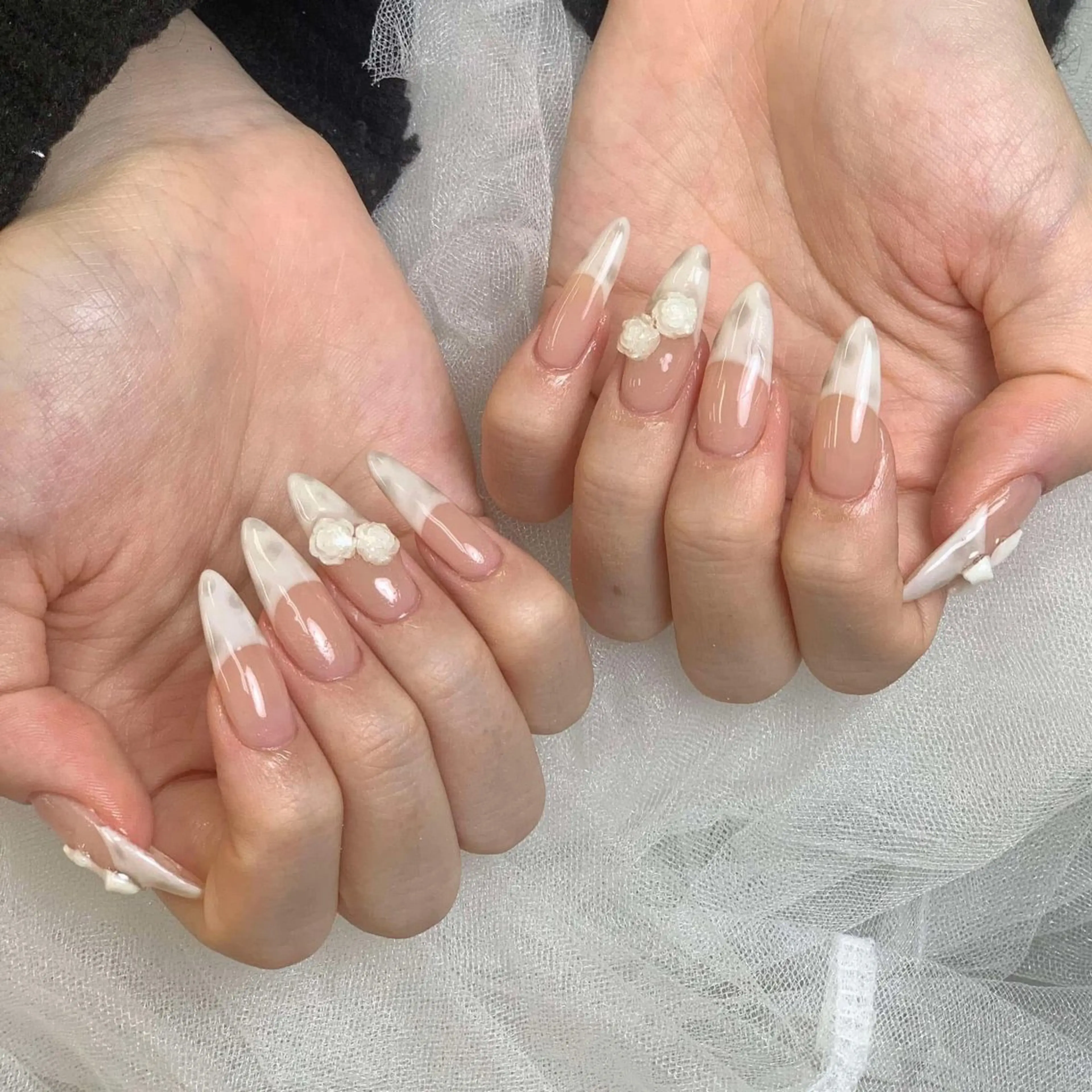 ネイル アートネイル フレンチネイル ジェルネイル ニュアンスネイル オフィスネイル ハンドネイル NIE MoMoのネイルデザイン