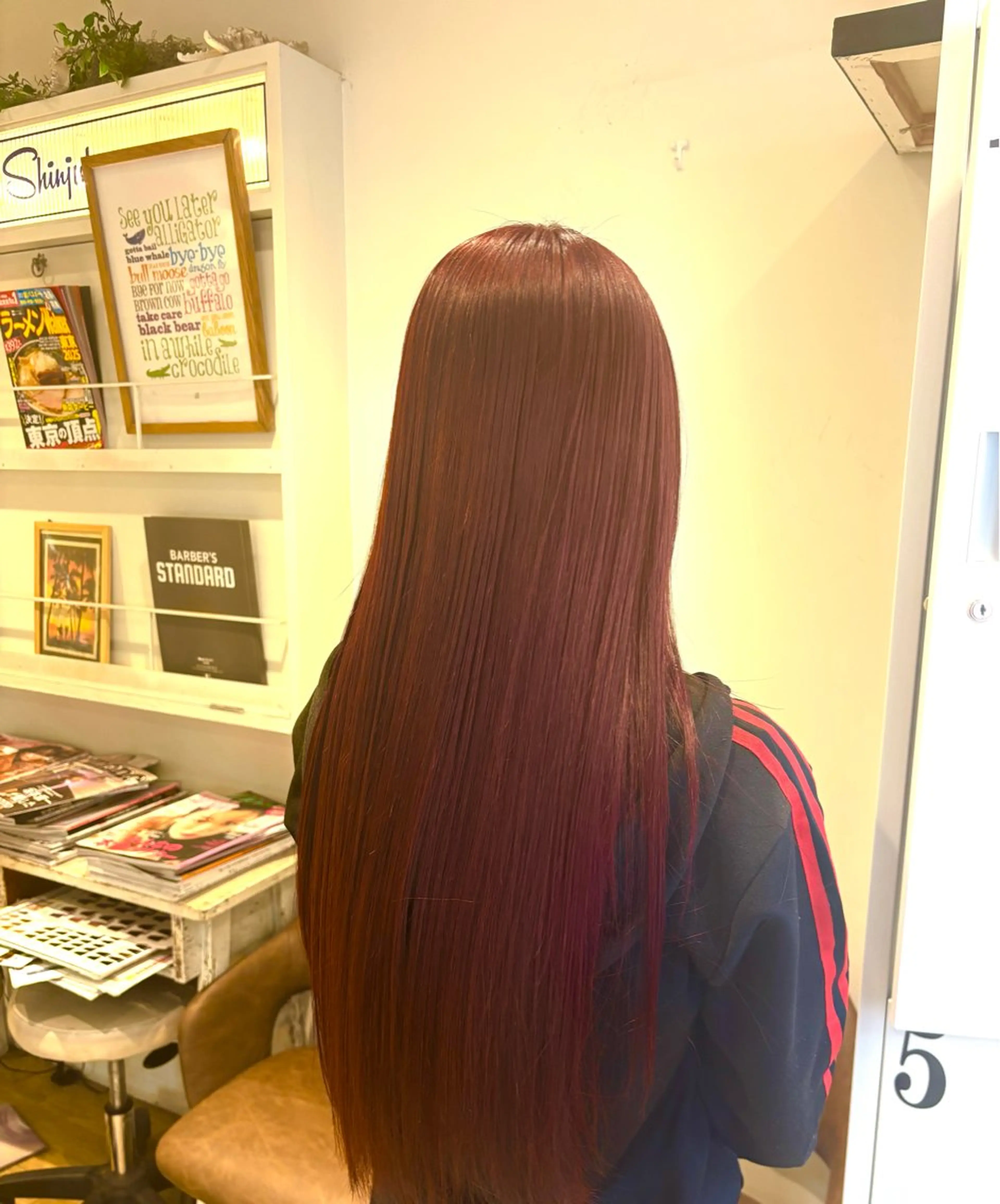 ロング カラー ヘアアレンジ カット ヘアカラー トリートメント 新宿　副店長 新井彩斗のヘアスタイル