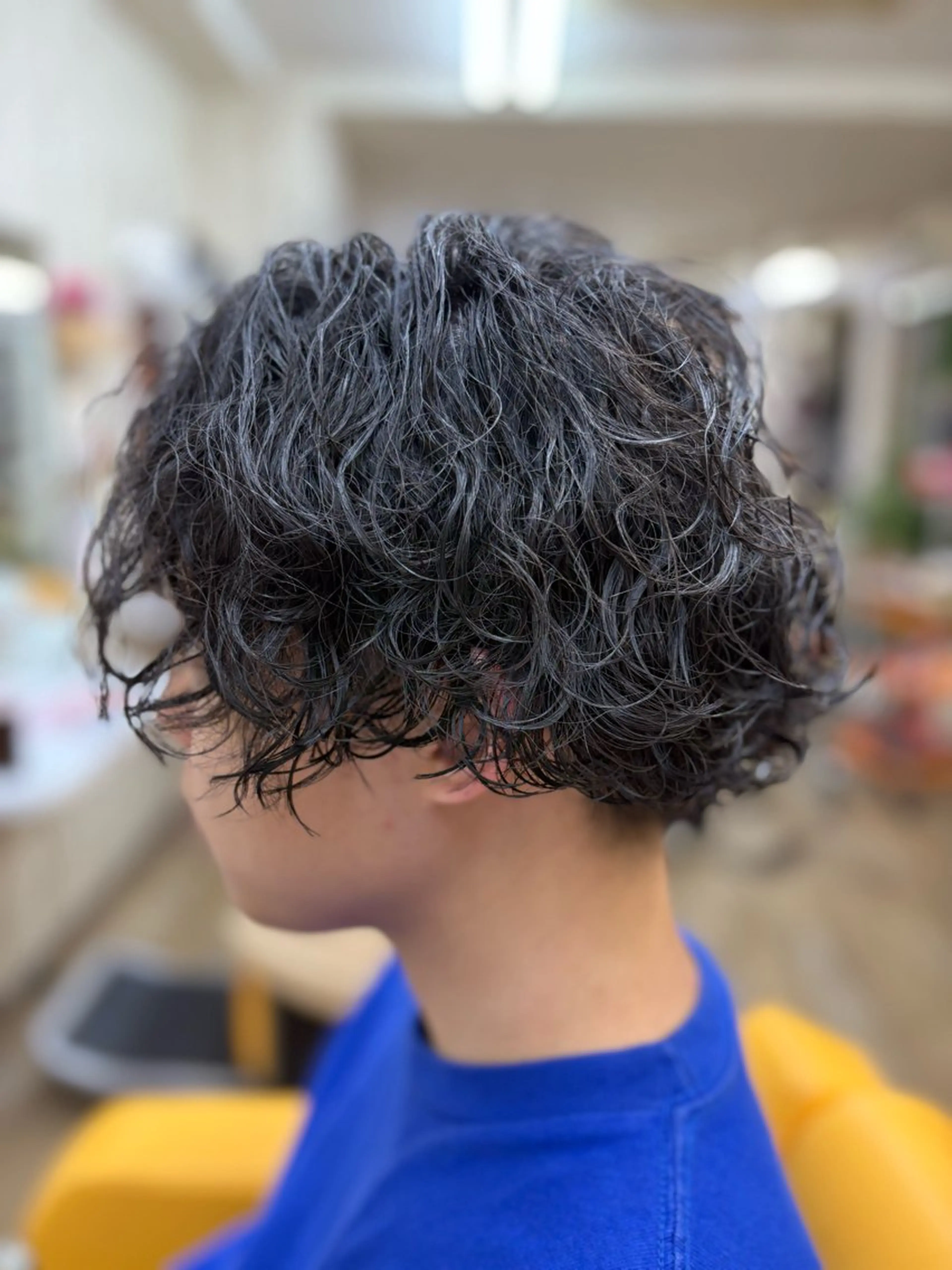 パーマ メンズ メンズパーマ 波巻きパーマ ブレイブシザー所属・稲田 圭翔のヘアスタイル