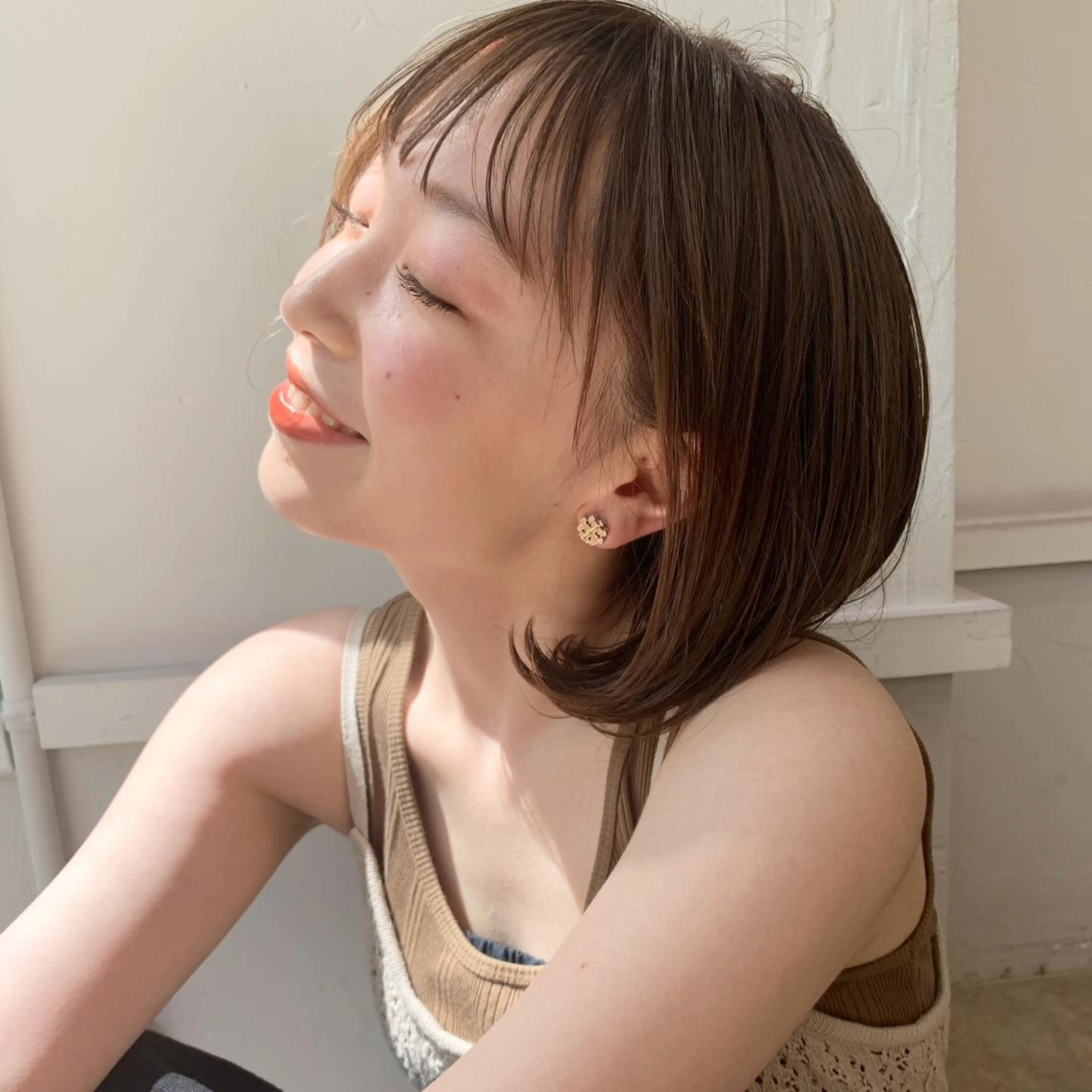 ミディアム ボブ chama レイヤーカットのヘアスタイル