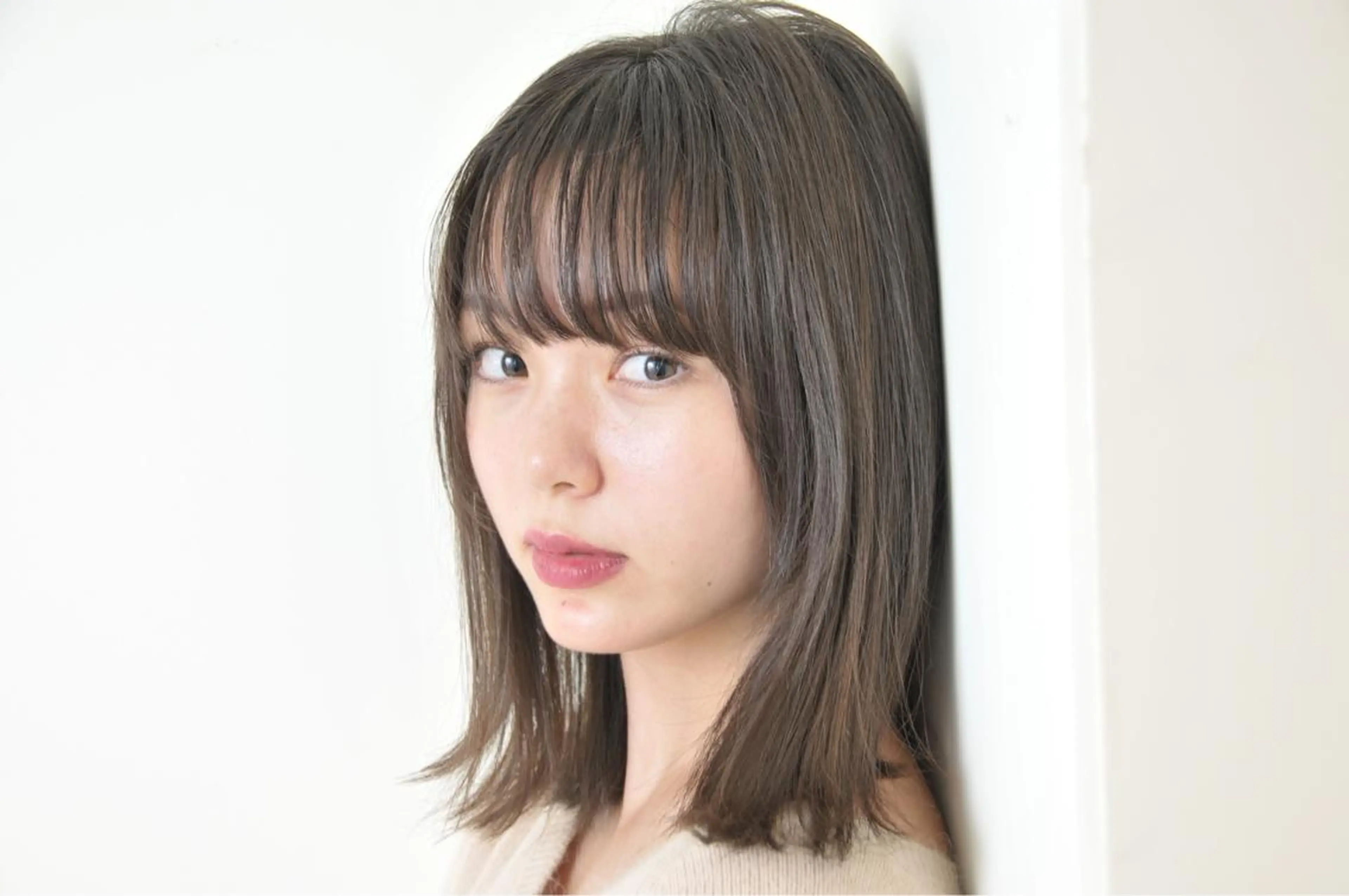 ミディアム 似合わせカット Neolive caffのヘアスタイル