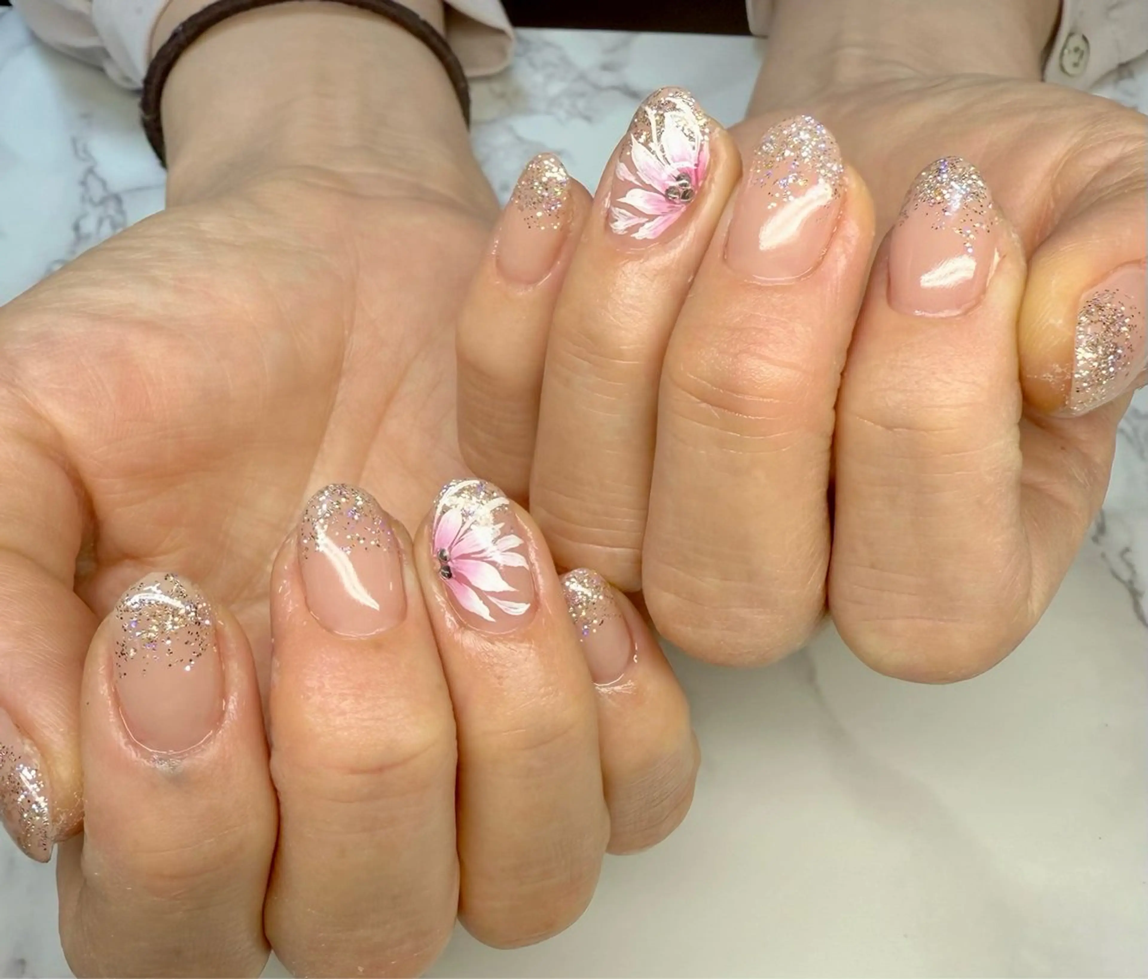 ネイル アニマル柄 アートネイル チークネイル フレンチネイル 氷ネイル・うるうるネイル M.N_ nailのネイルデザイン