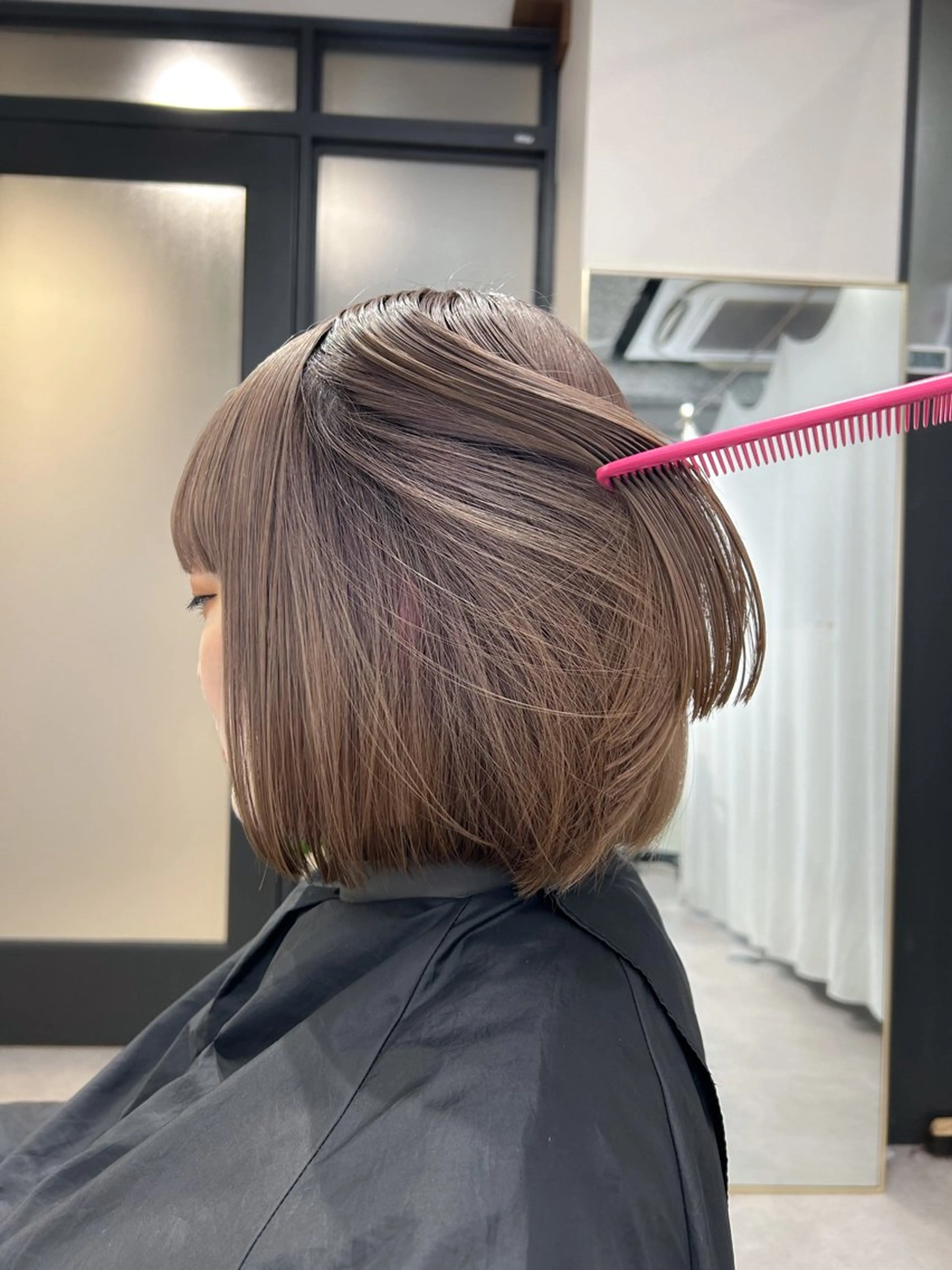 ミディアム カラー ベージュカラー DOULAQ所属・AKO .のヘアスタイル