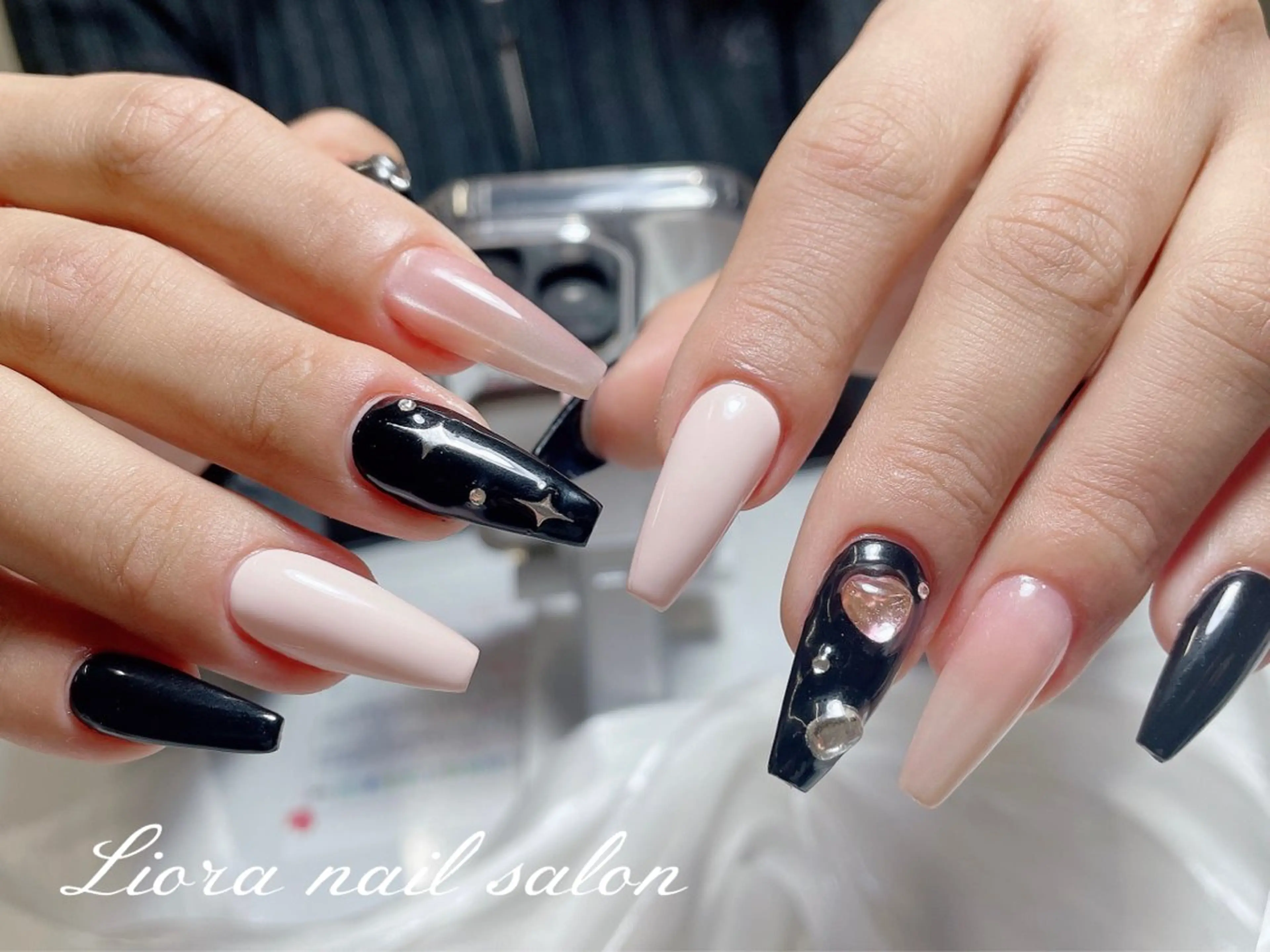ネイル チークネイル フットネイル フレンチネイル ジェルネイル ガーリー ハンドネイル Liora ネイルサロン所属・Liora nail salonのネイルデザイン