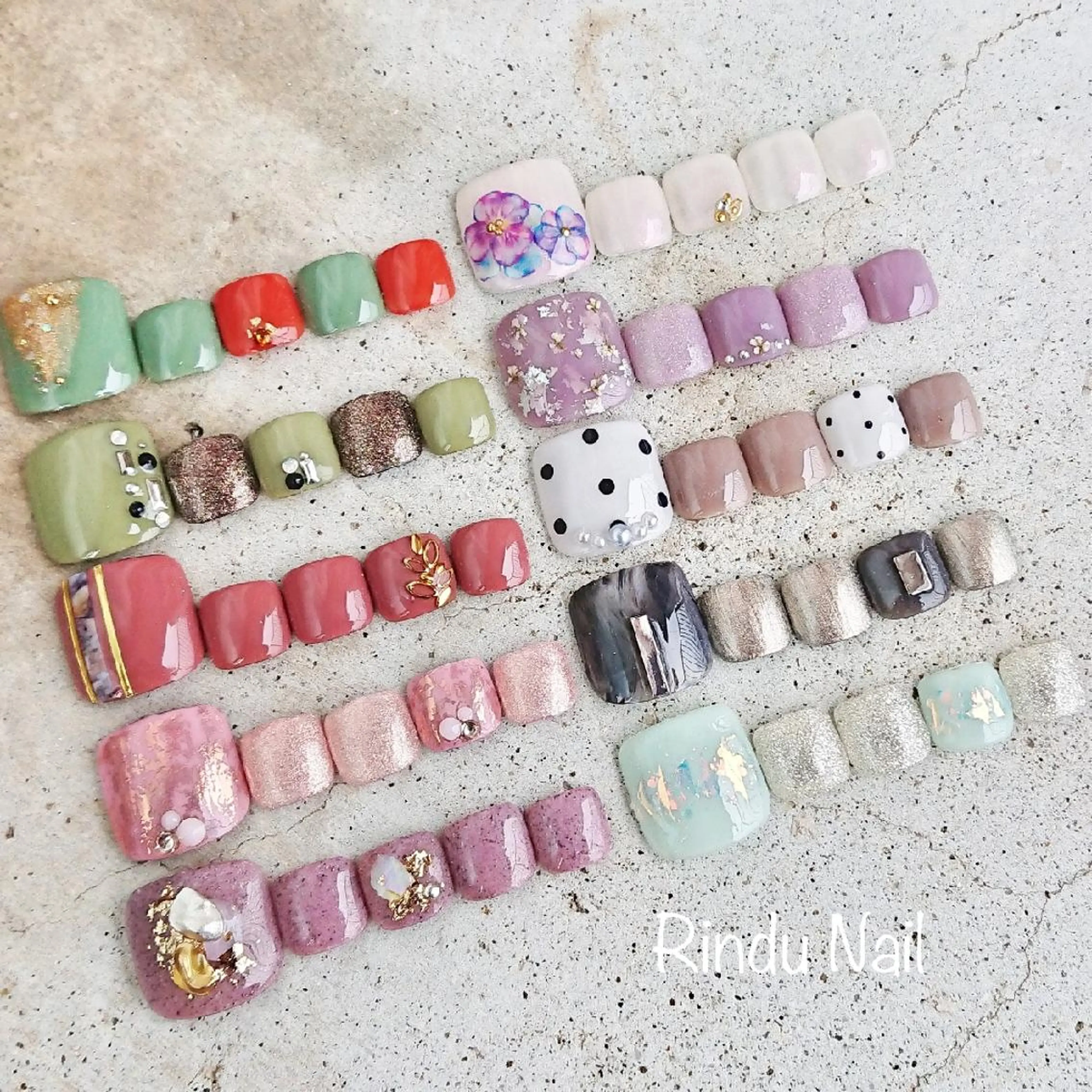 ネイル カジュアル フットネイル Rindu Nail 名駅miniのネイルデザイン