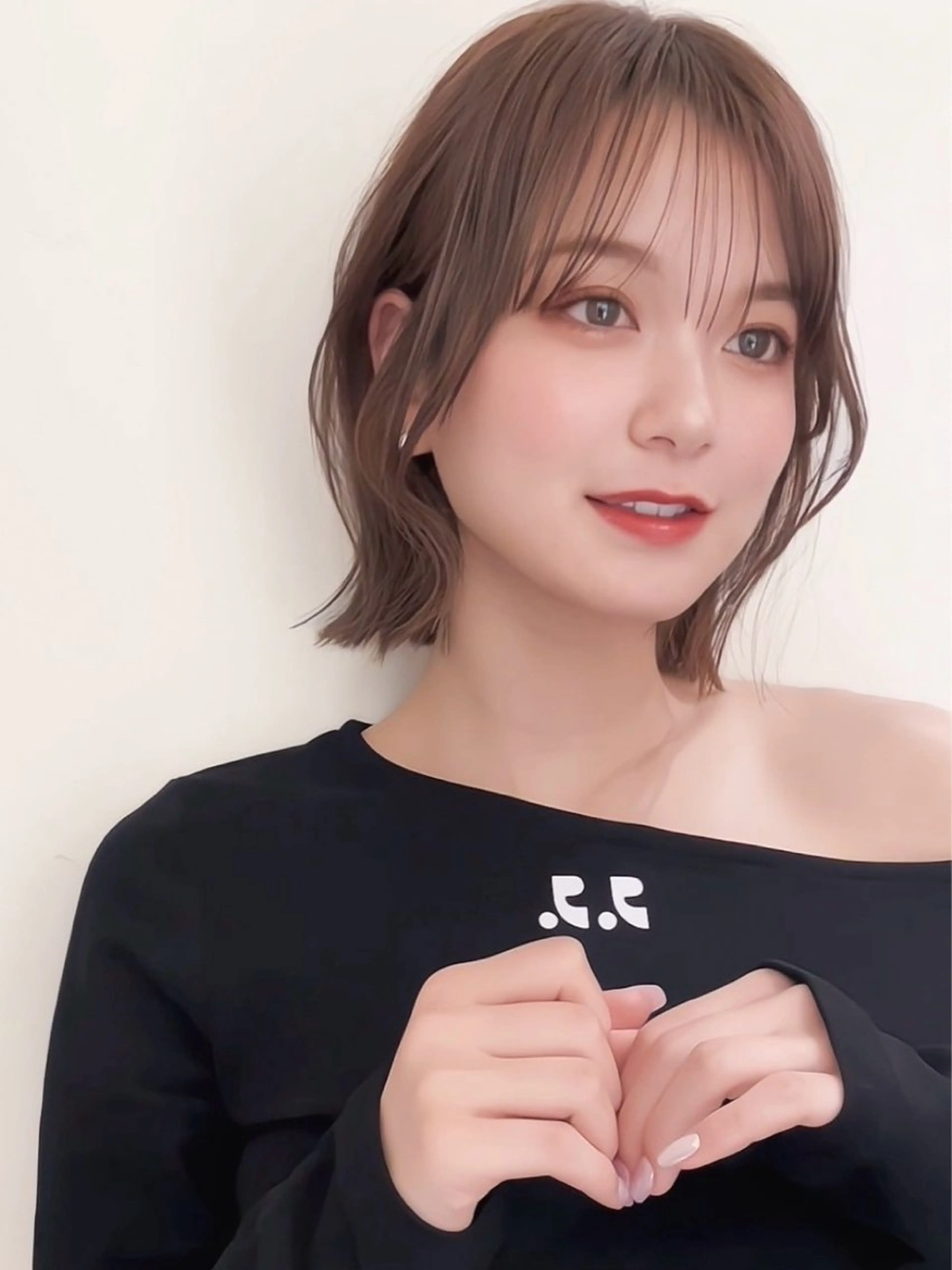 ショート カラー ベージュカラー ブラウンカラー ブラウンベージュ ボブ 小顔ボブ jilblanカホのヘアスタイル