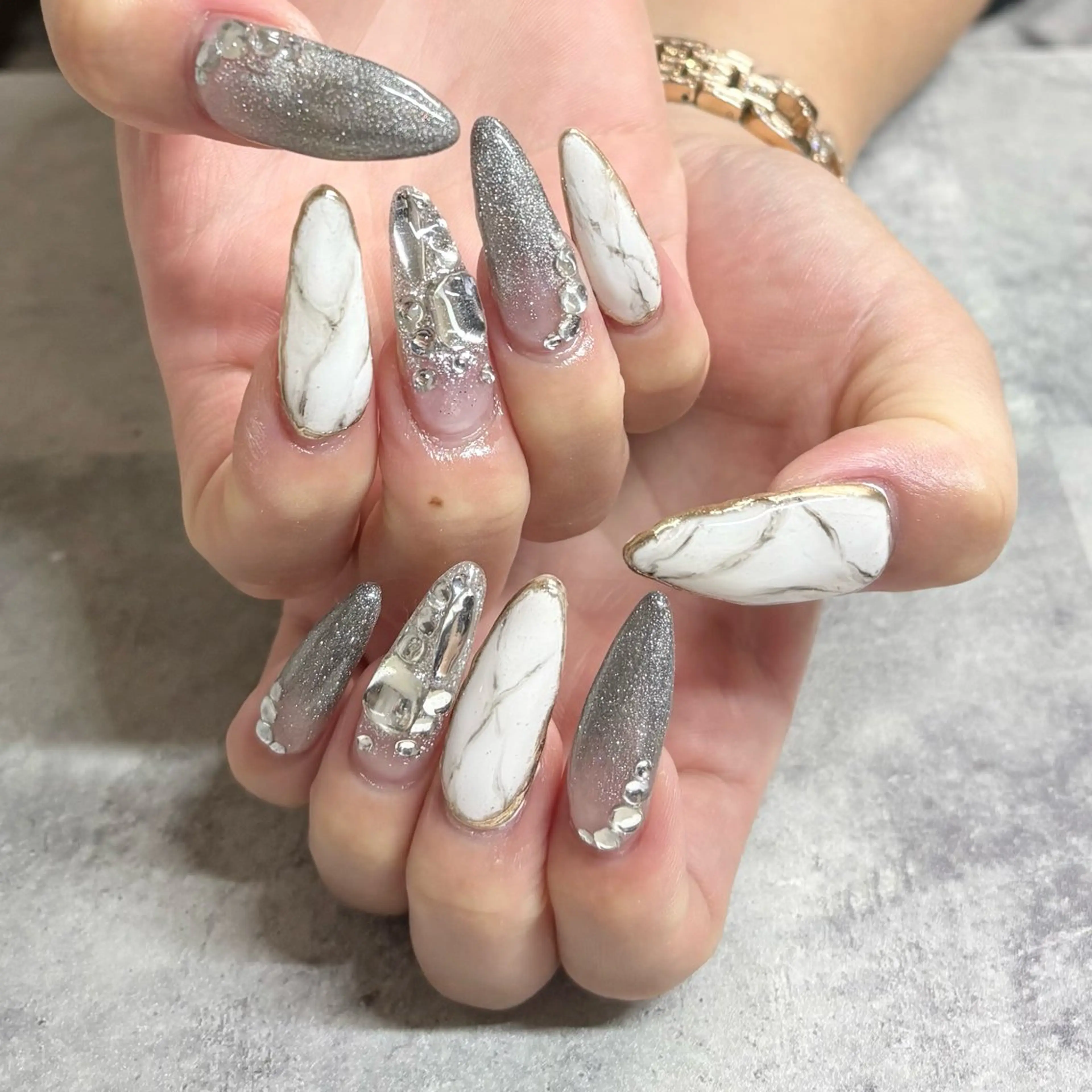 ネイル ハンドネイル FELICE ﾌｪﾘｰﾁｪのネイルデザイン
