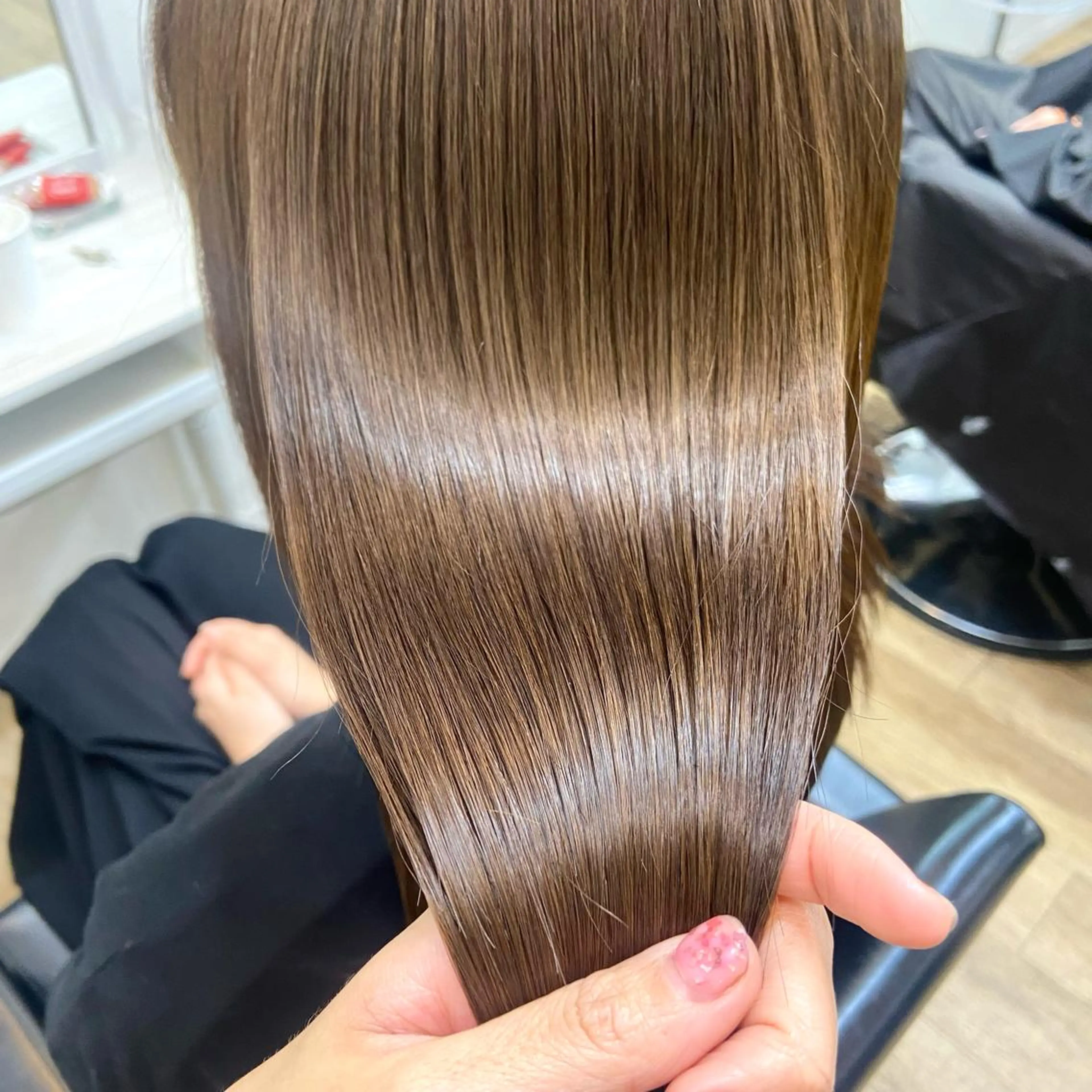 ミディアム カラー mai 🥀 パーマモデル募集🌀のヘアスタイル
