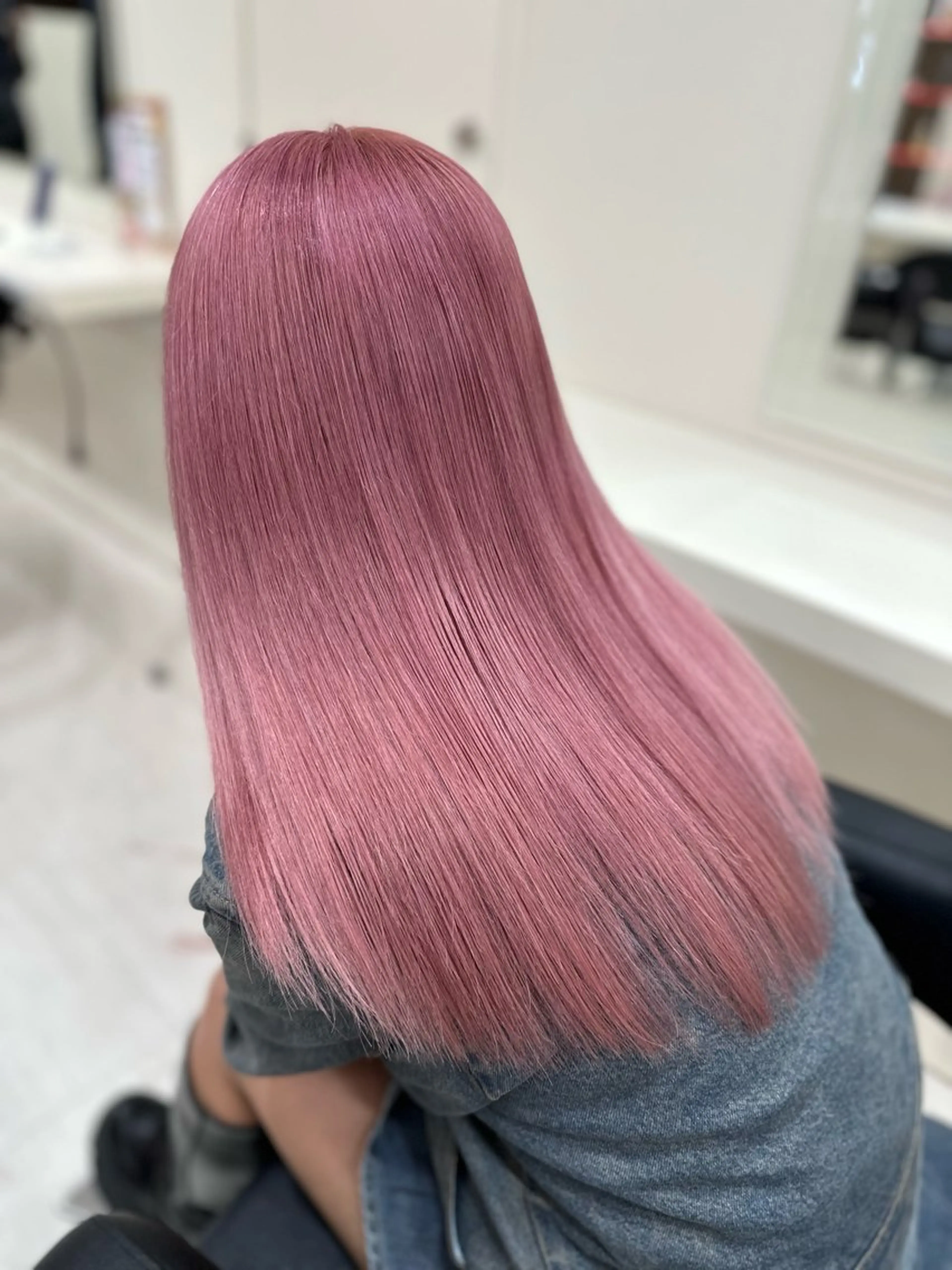 ロング カラー ヘアアレンジ カット ヘアカラー トリートメント 🌈艶カラー/ 韓国風レイヤーカットのヘアスタイル